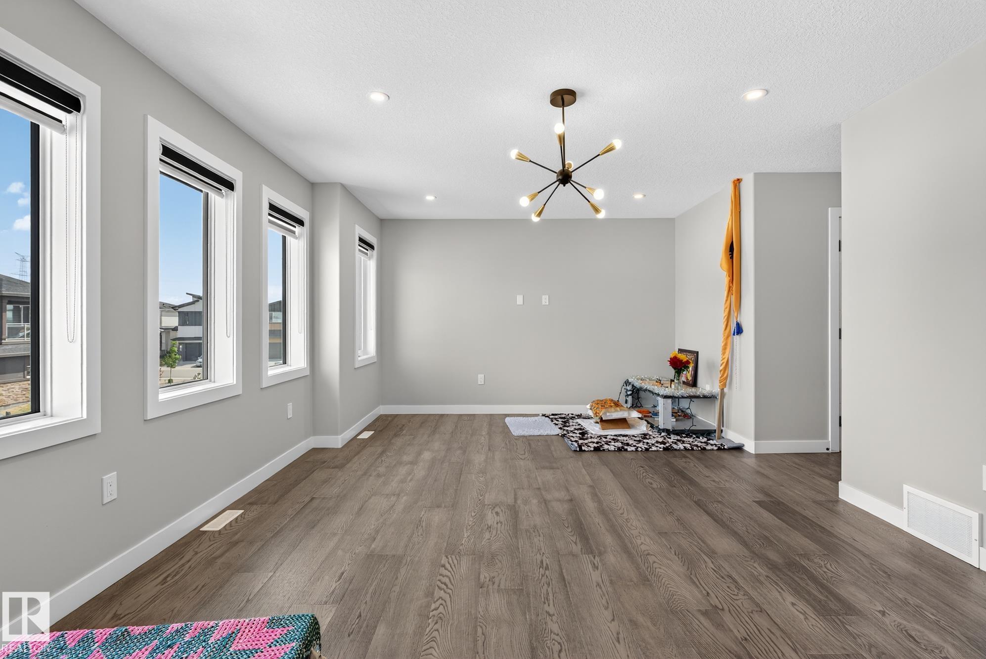 Photo 24 at 1027 150 Avenue NW, Fraser, Edmonton