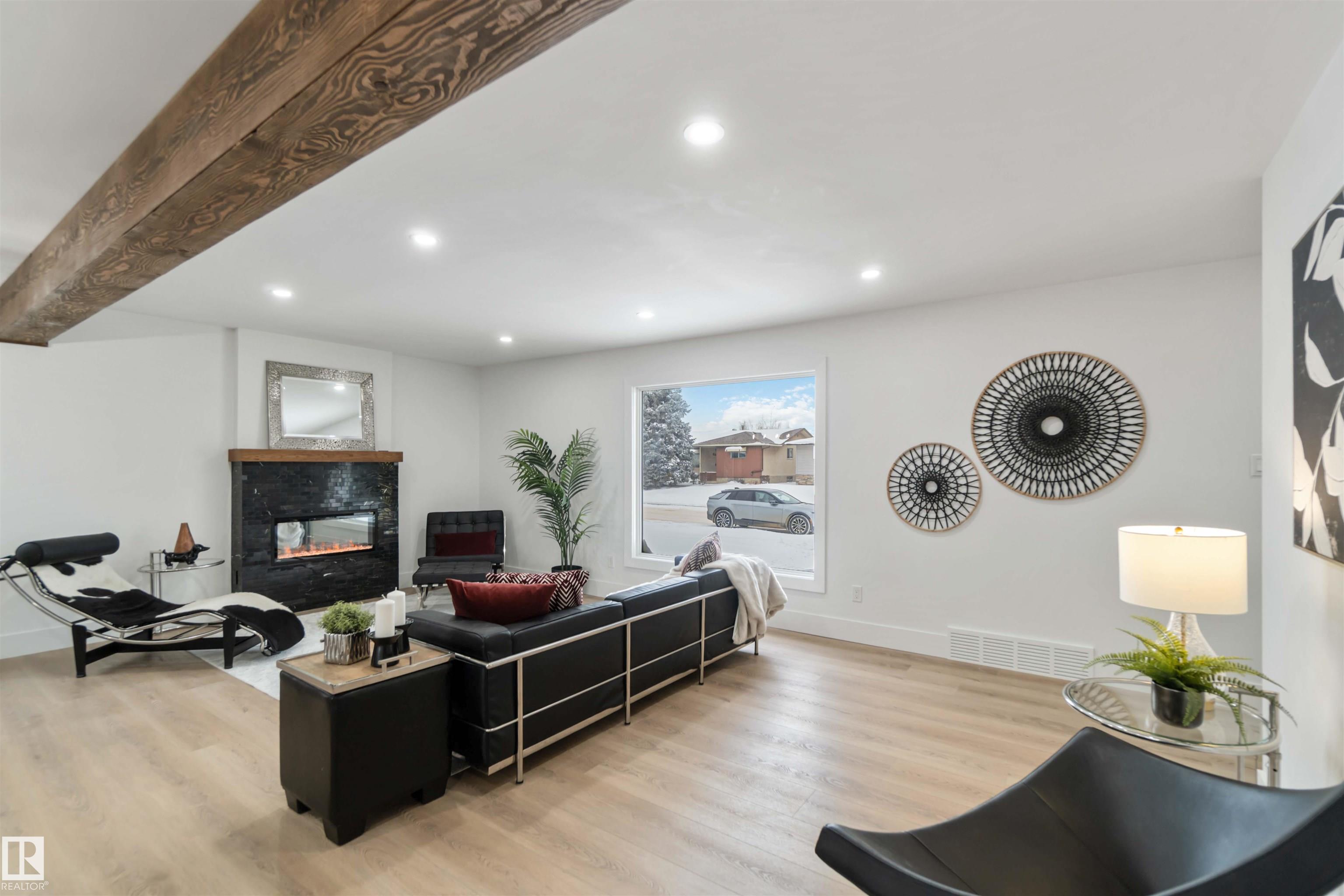 6719 95 Avenue NW, Ottewell, Edmonton 2