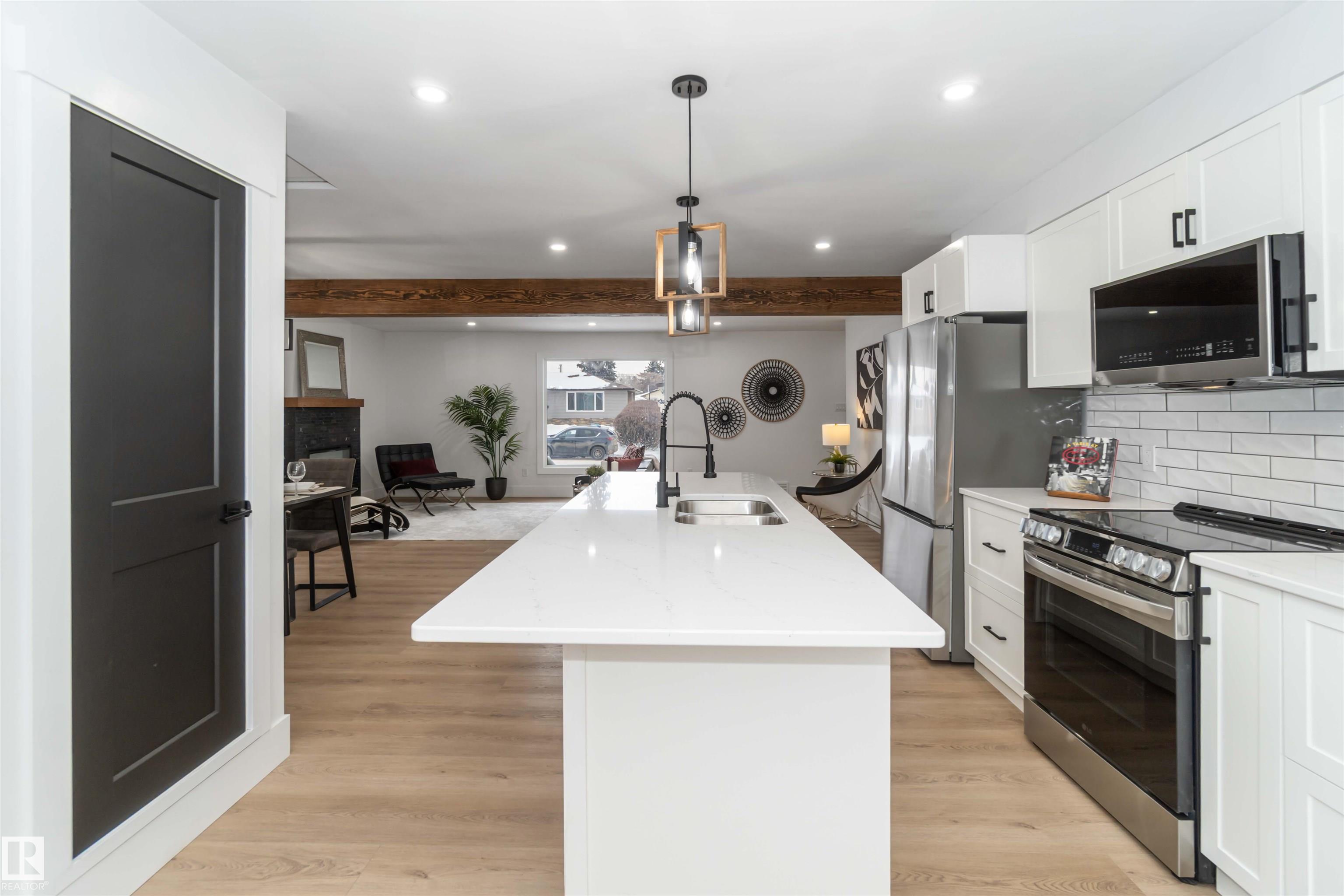 Photo 16 at 6719 95 Avenue NW, Ottewell, Edmonton