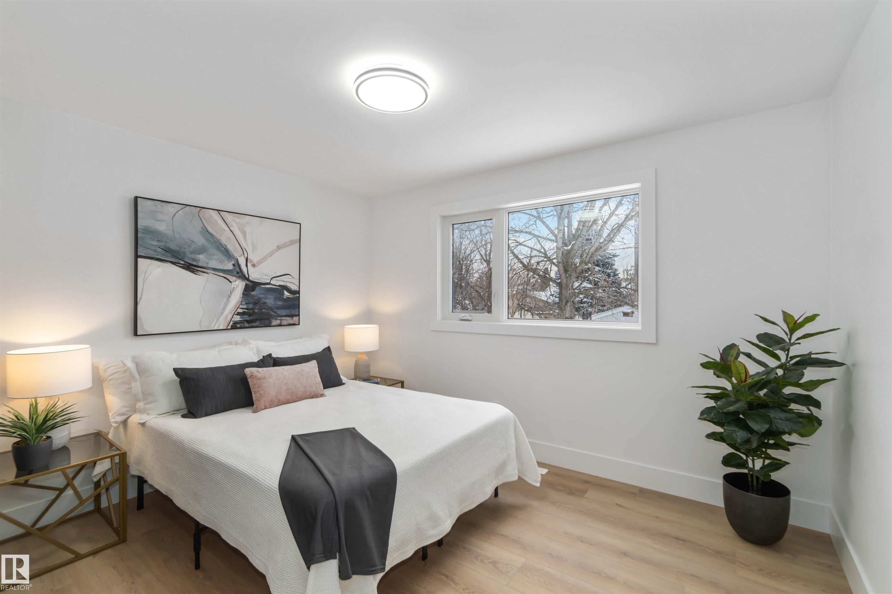 Photo 24 at 6719 95 Avenue NW, Ottewell, Edmonton