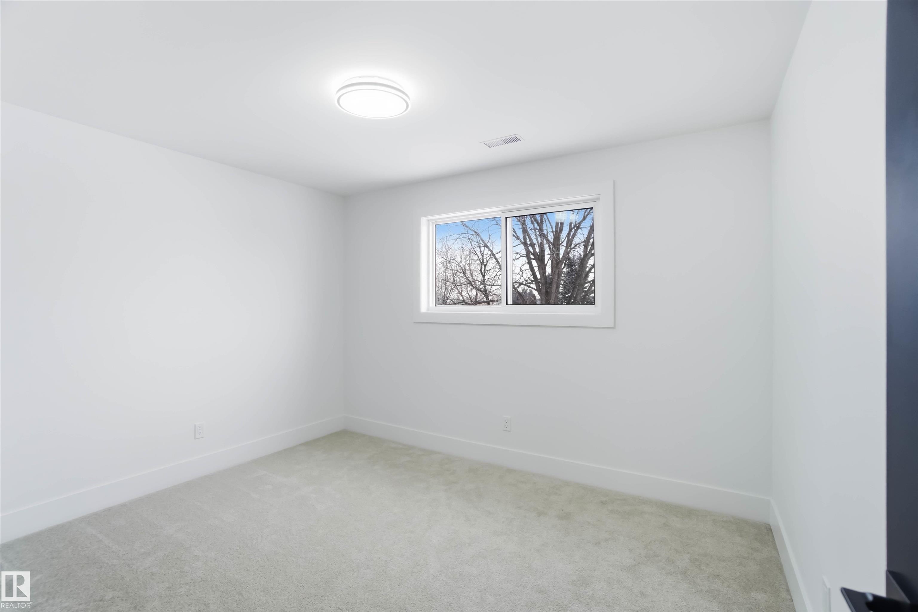 Photo 29 at 6719 95 Avenue NW, Ottewell, Edmonton