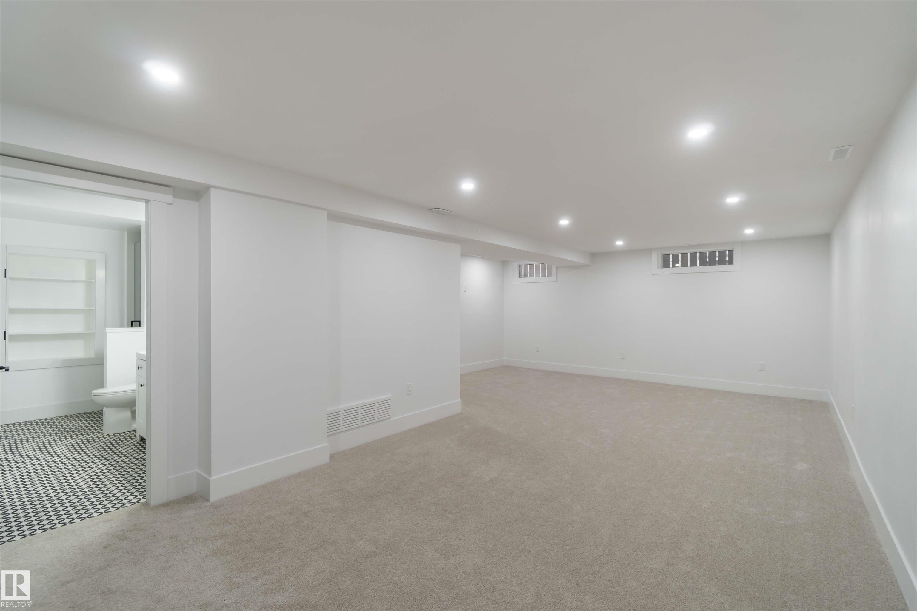 Photo 40 at 6719 95 Avenue NW, Ottewell, Edmonton