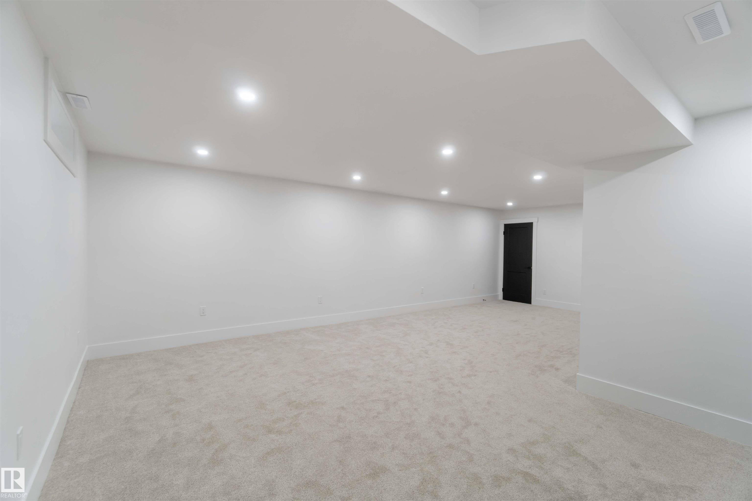 Photo 42 at 6719 95 Avenue NW, Ottewell, Edmonton