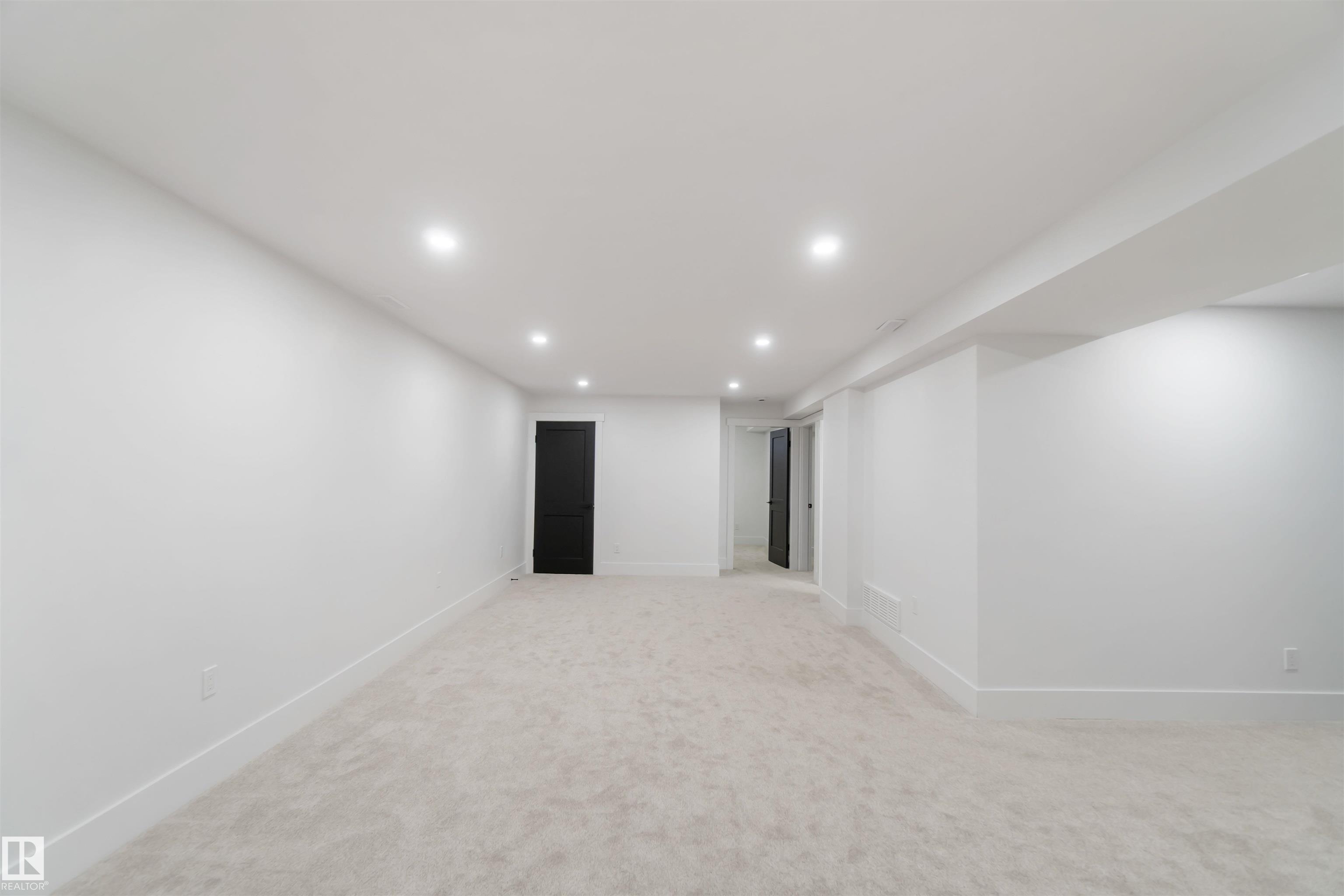 Photo 43 at 6719 95 Avenue NW, Ottewell, Edmonton