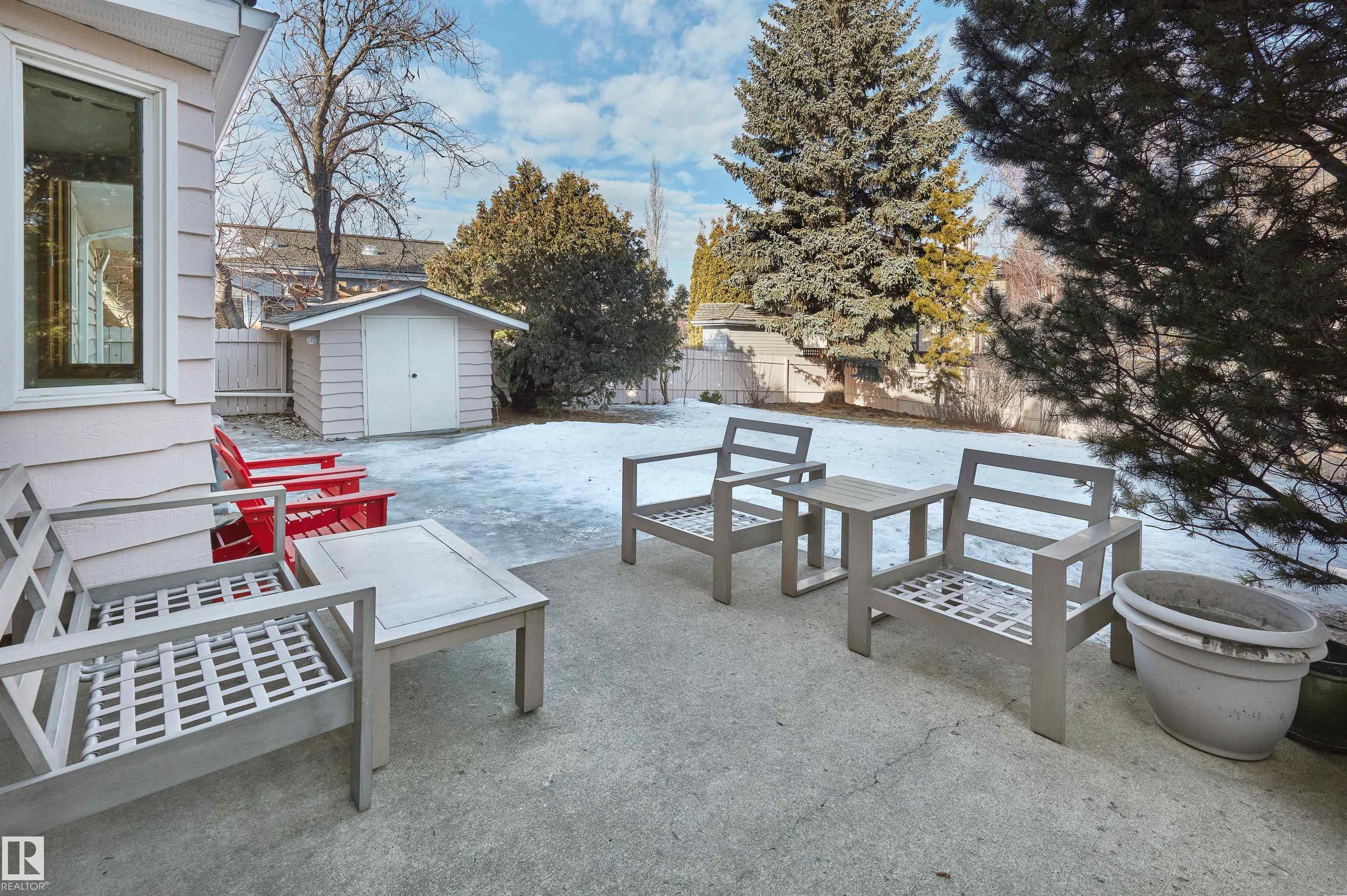 Photo 41 at 10908 Bearspaw Drive W NW, Bearspaw, Edmonton