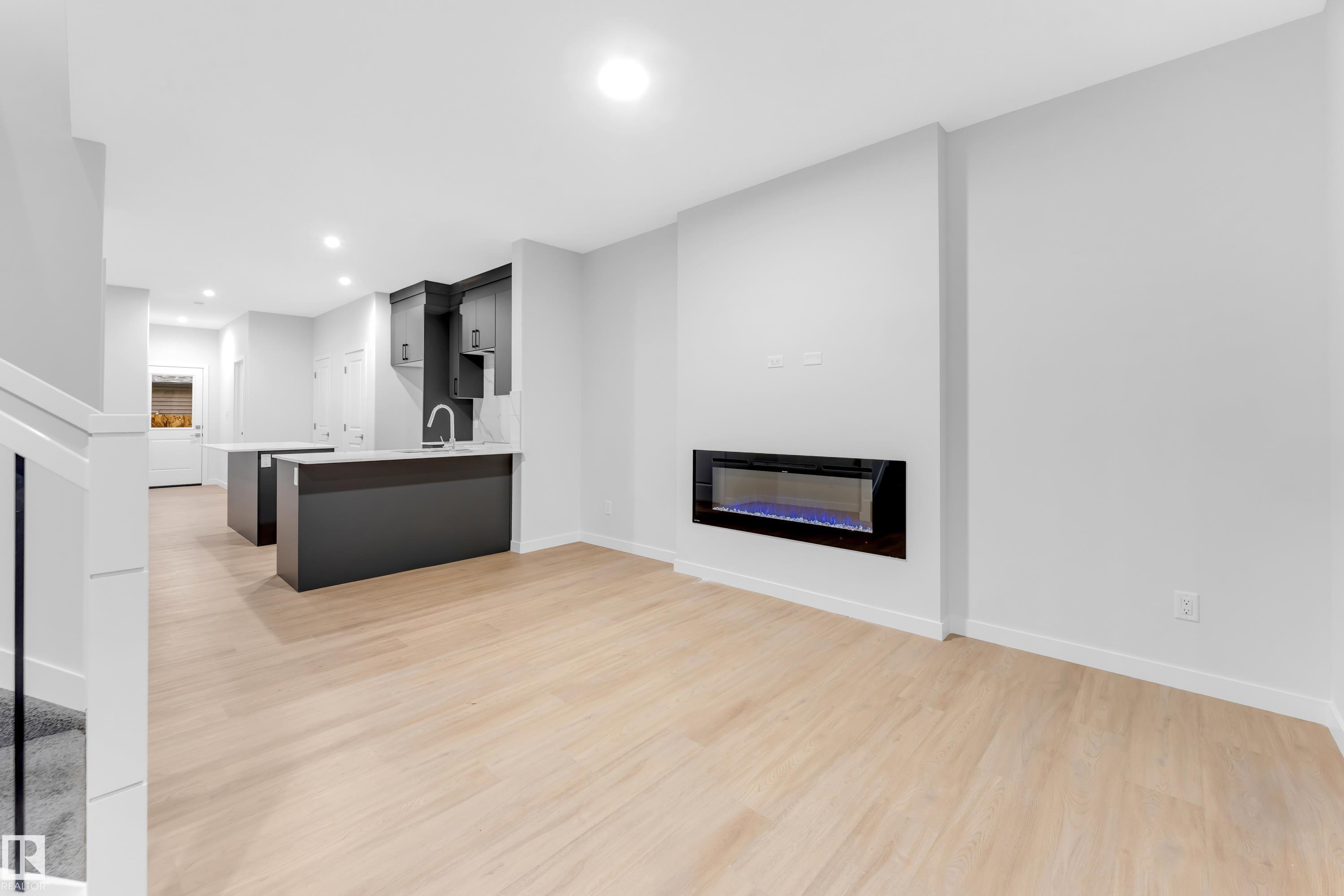 252 24 Street SW, Alces, Edmonton