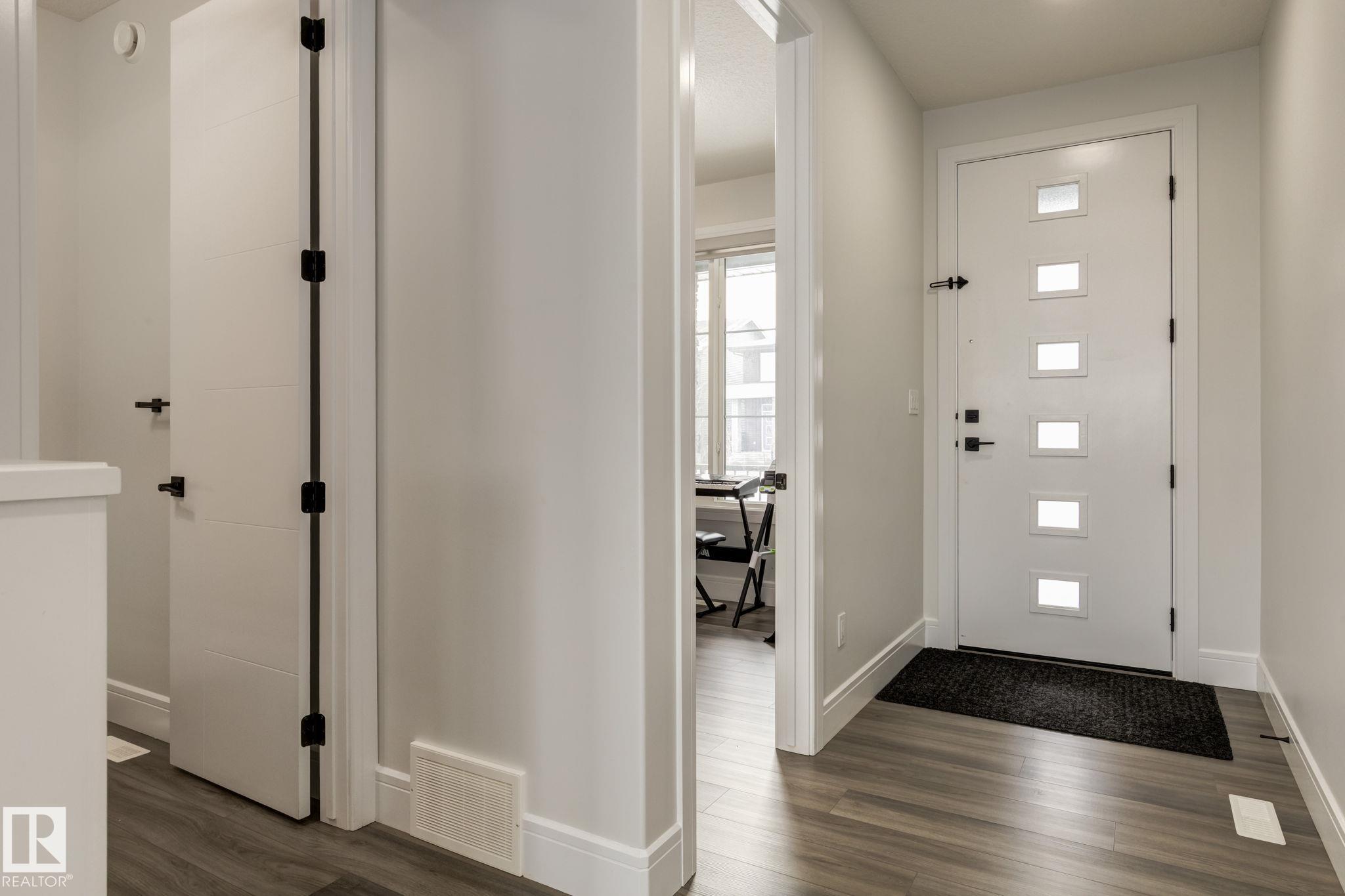 Picture for 6456 KING WD SW