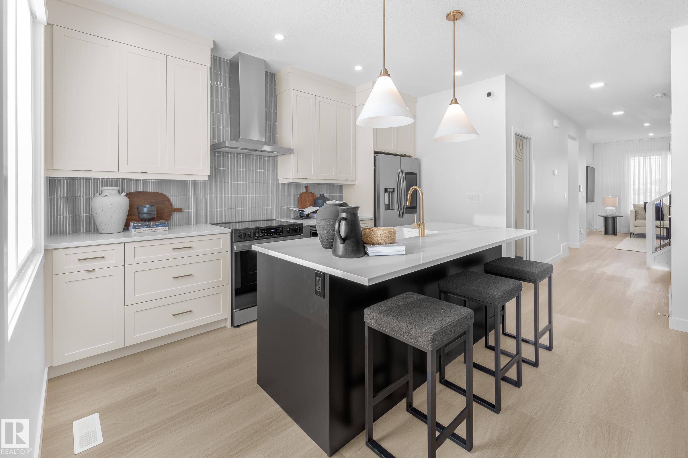 2192 Muckleplum Crescent SW, The Orchards At Ellerslie, Edmonton