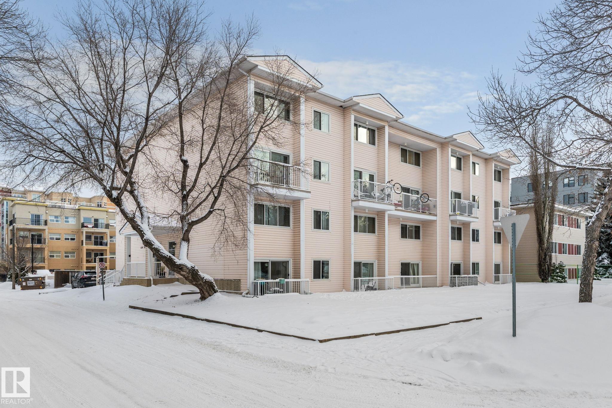 10 - 11219 103a Avenue NW, Wîhkwêntôwin, Edmonton