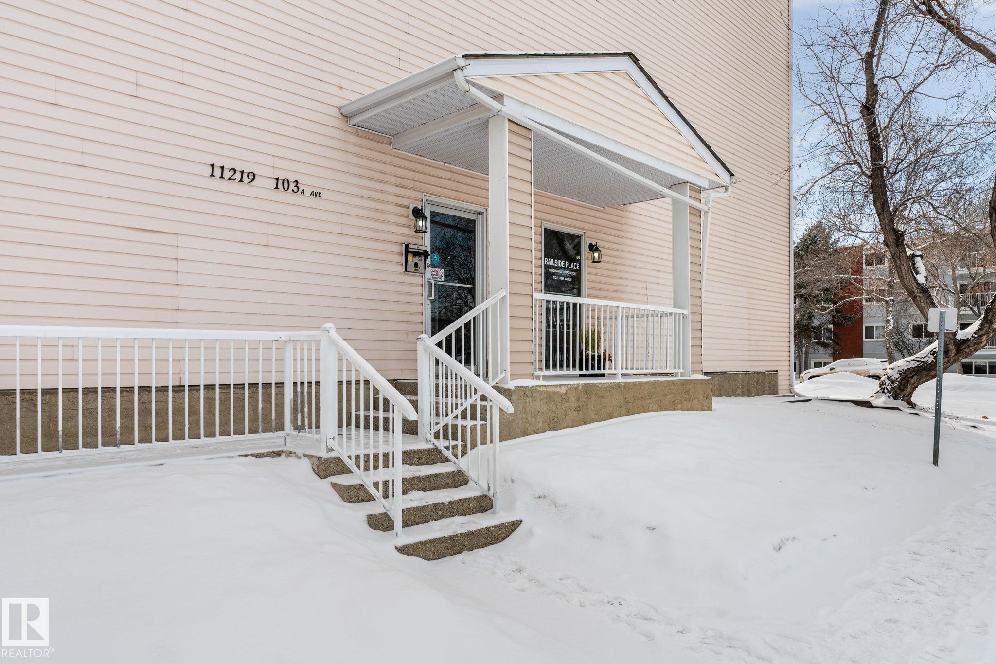 10 - 11219 103a Avenue NW, Wîhkwêntôwin, Edmonton