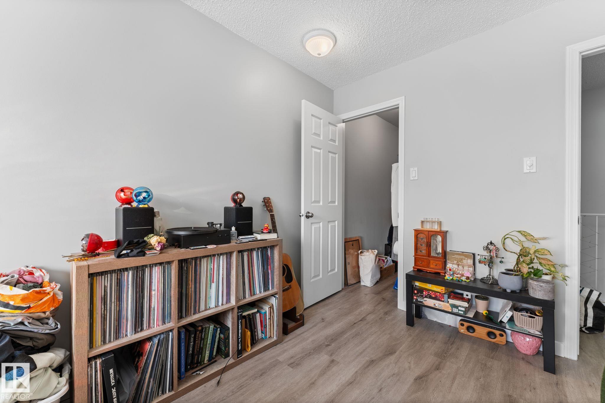 Photo 19 at 10 - 11219 103a Avenue NW, Wîhkwêntôwin, Edmonton