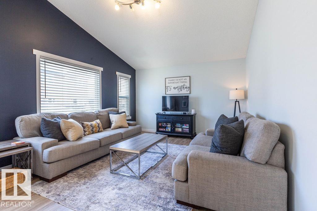 Photo 13 at 5 Lamplight Drive, Legacy Park, Spruce Grove