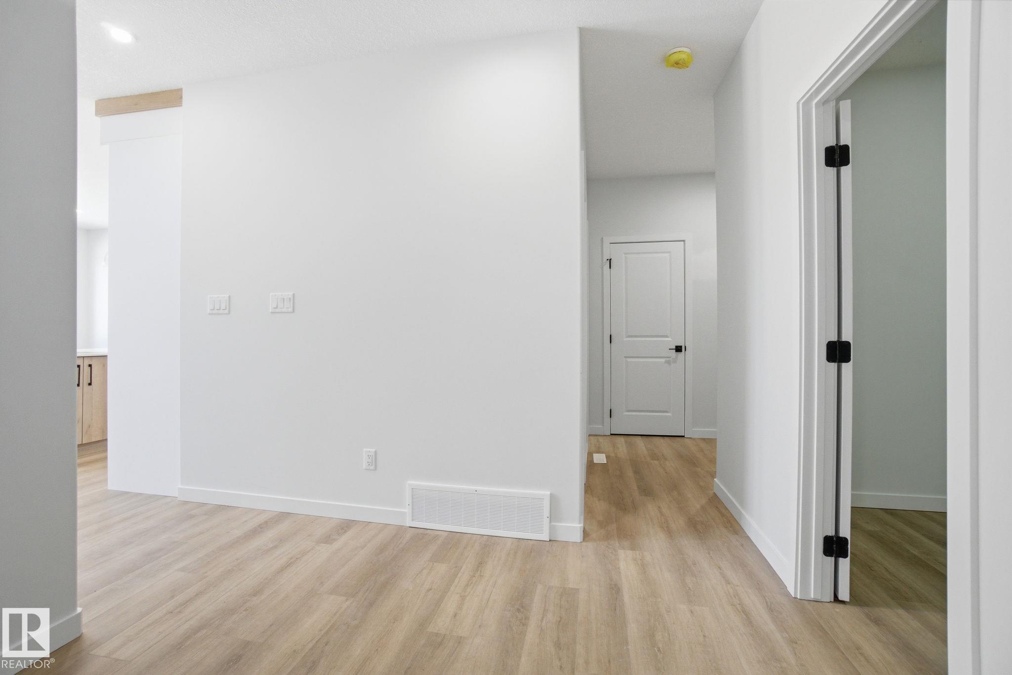 Picture for 1527 SISKIN LINK LI NW