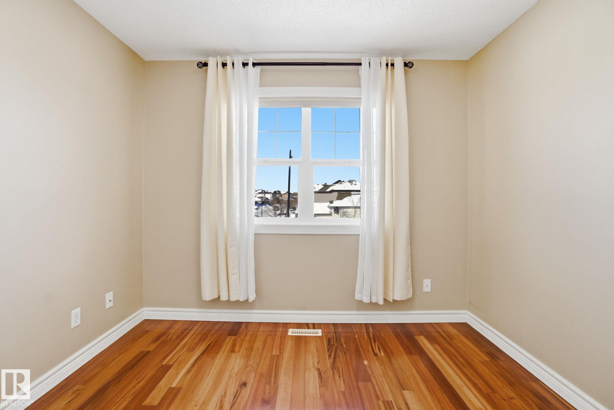 Photo 24 at 61 Suntree Promenade, Suntree, Leduc