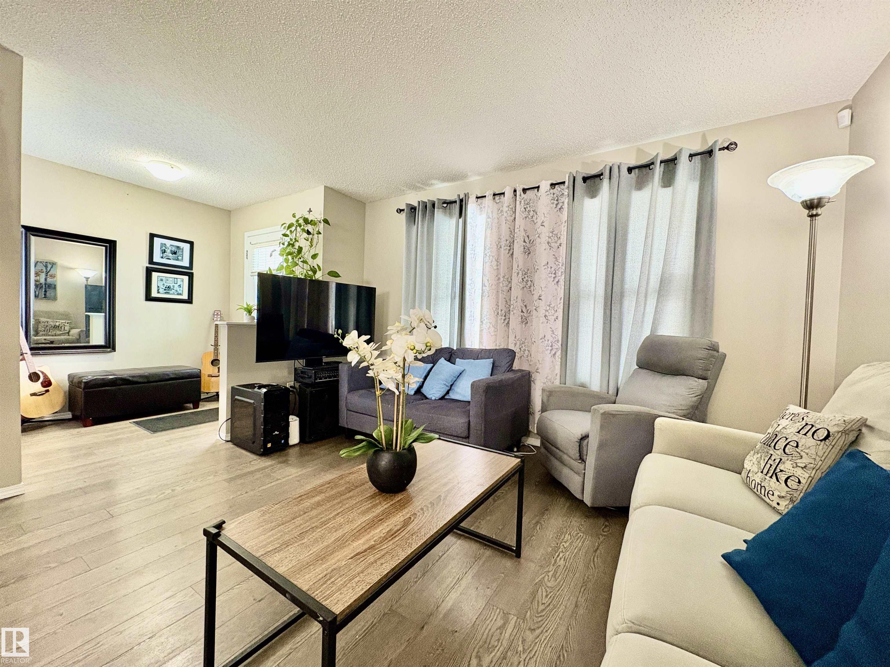 2344 71 Street SW, Summerside, Edmonton