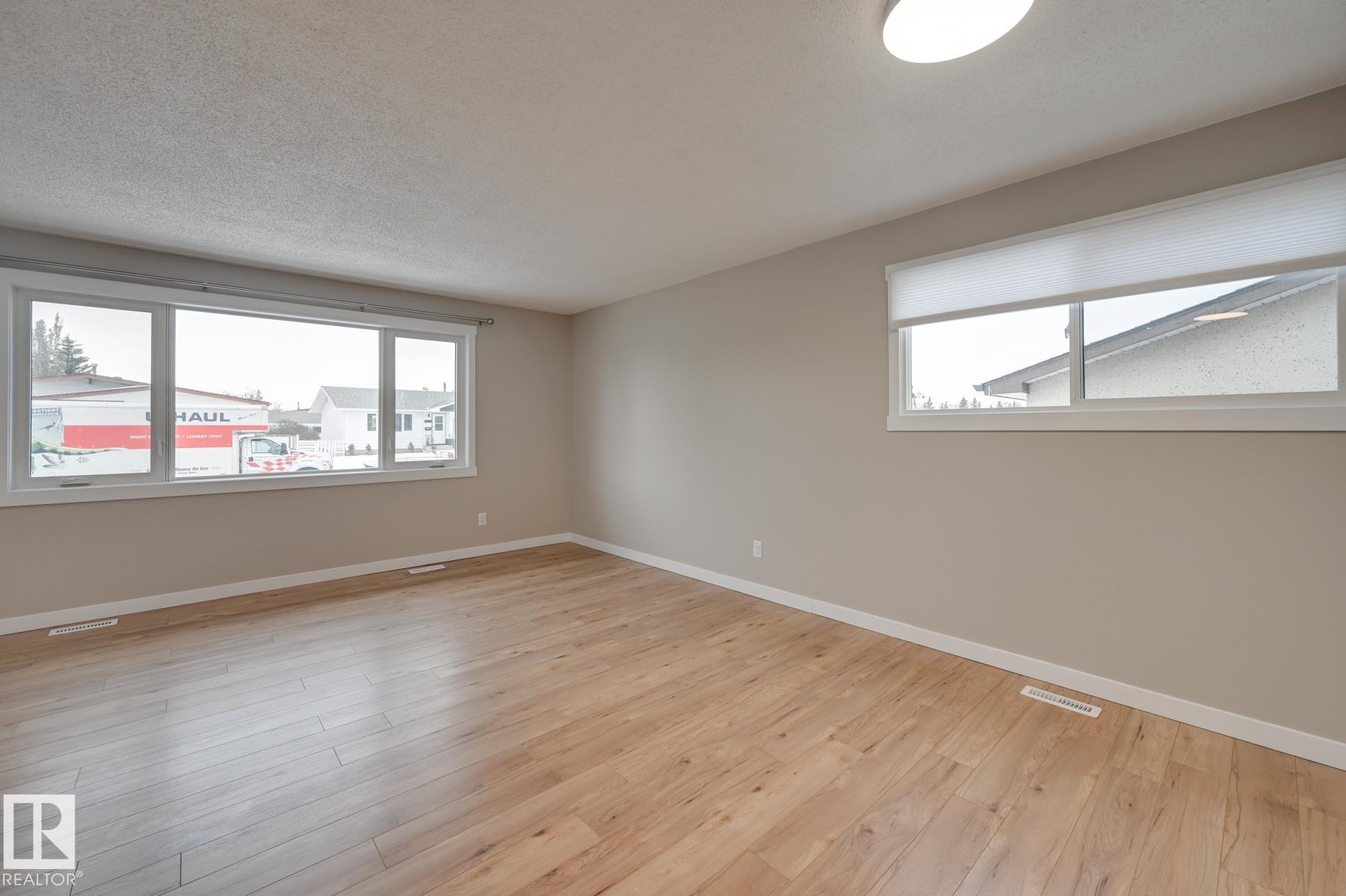 14903 77 Street NW, Kilkenny, Edmonton