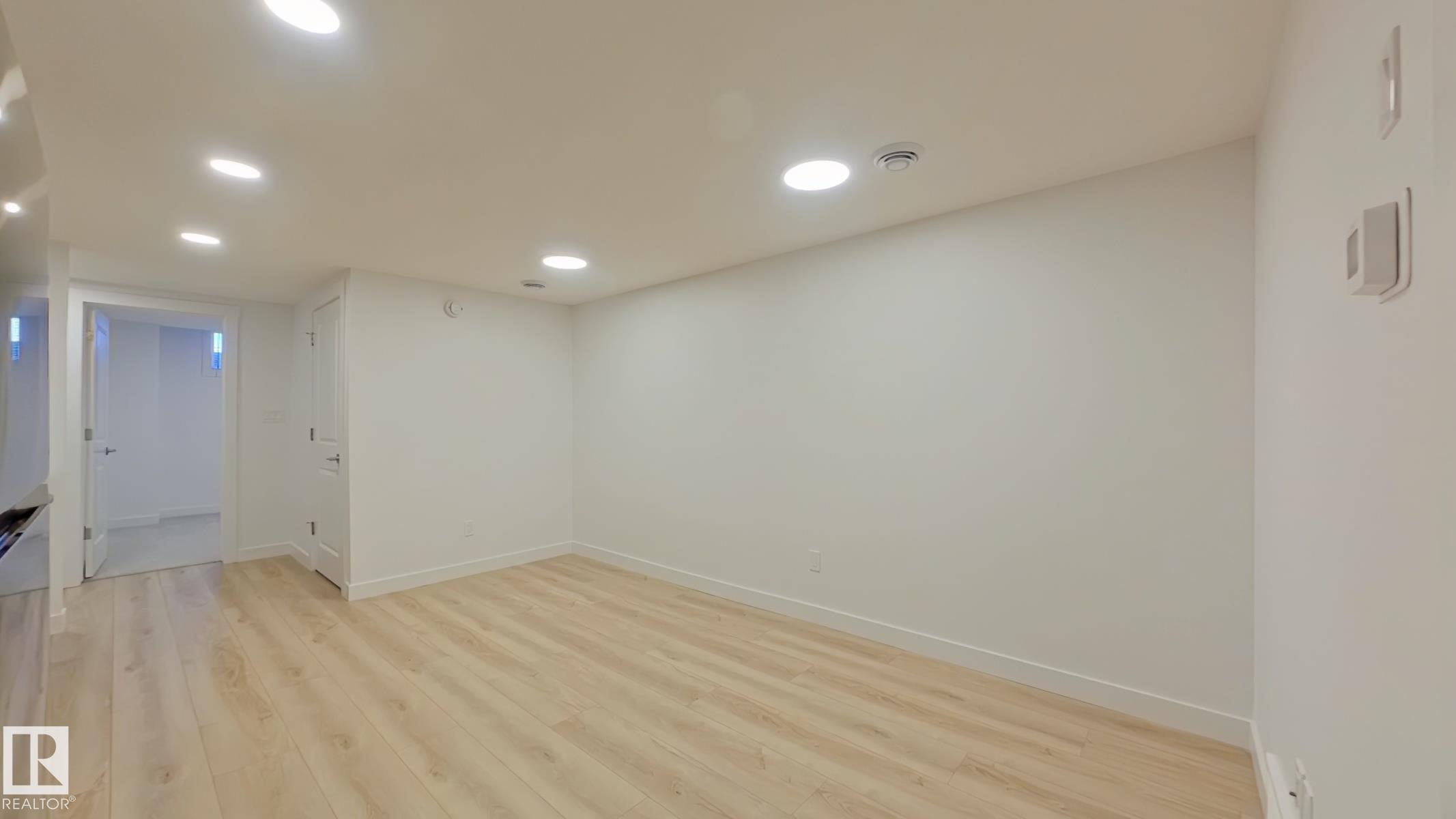 Picture for #Bsmt 1039 Aster BV NW