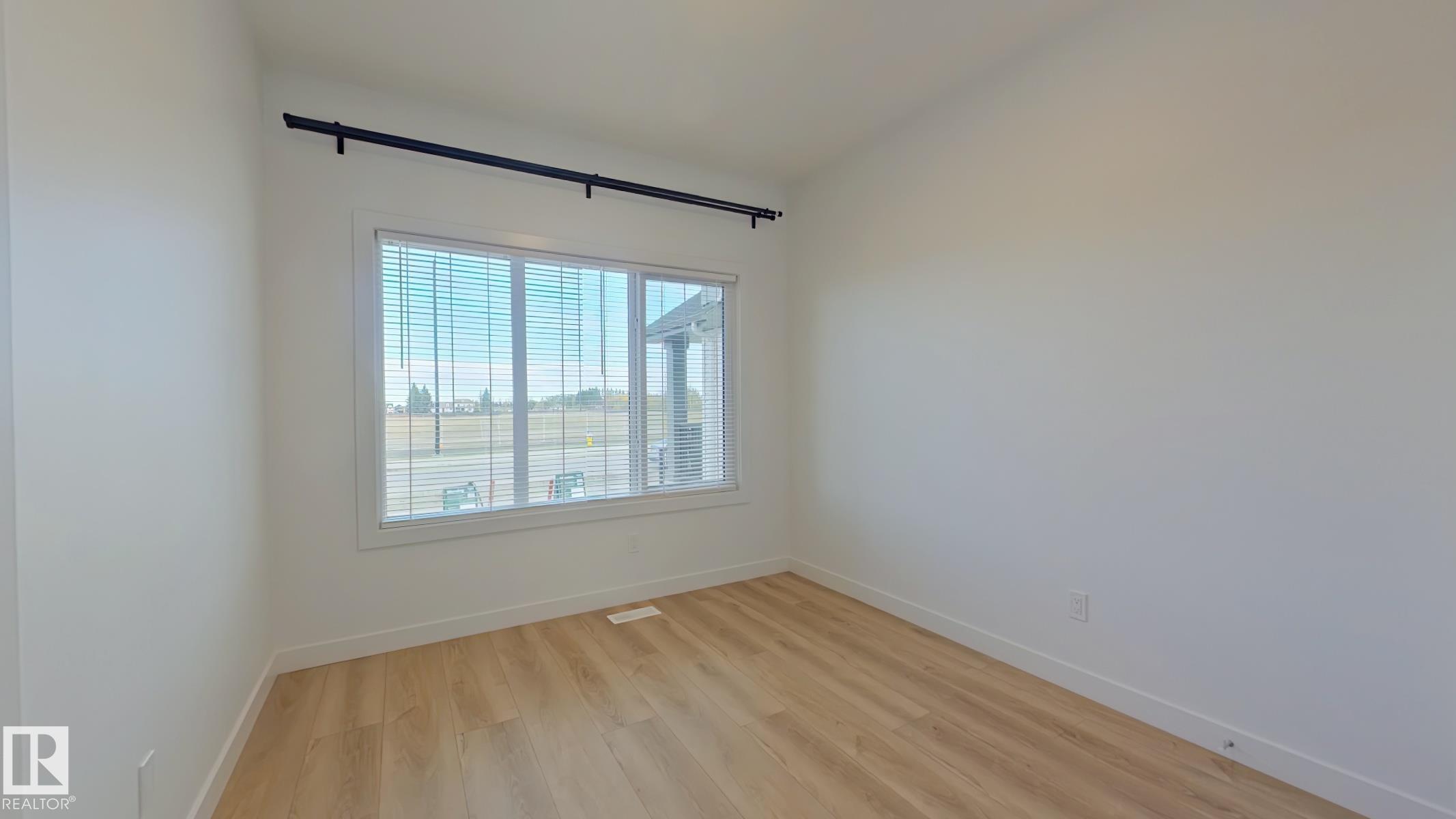 Picture for #Main 1039 Aster BV NW