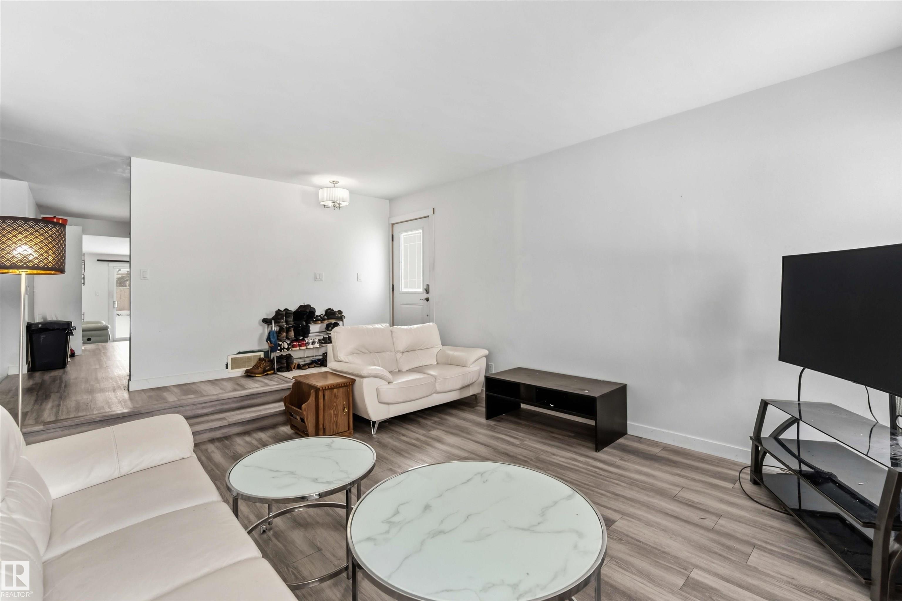 Picture for 11615 150 AV NW