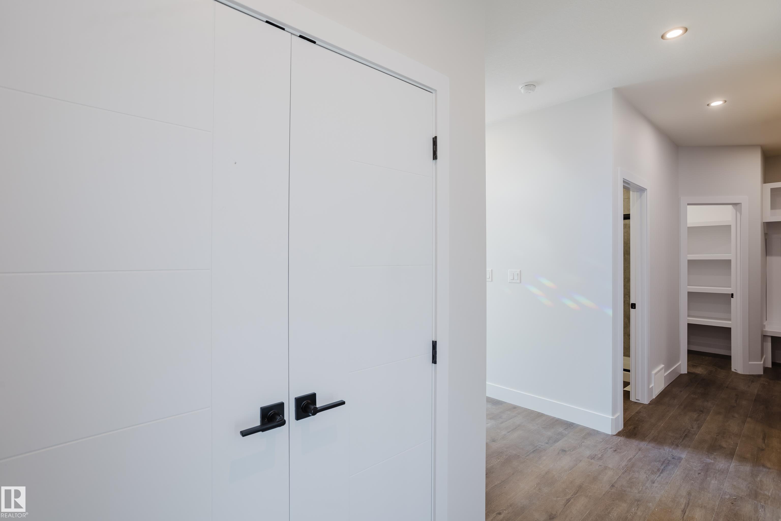 Photo 7 at 329 Balsam Link, Woodbend, Leduc