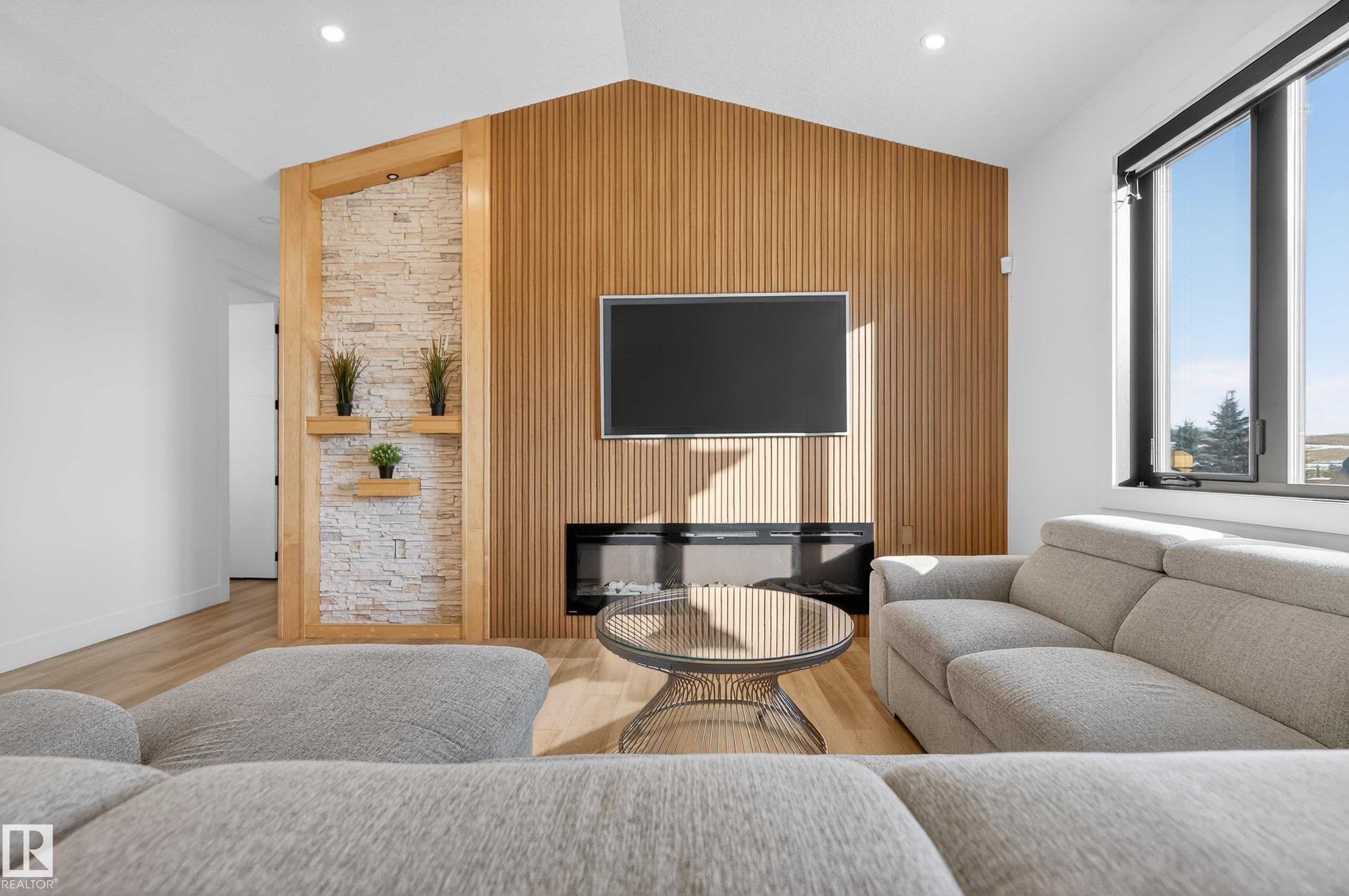 52 - 25527 Twp Road 511 A, Blackhawk Landing, Rural Parkland County