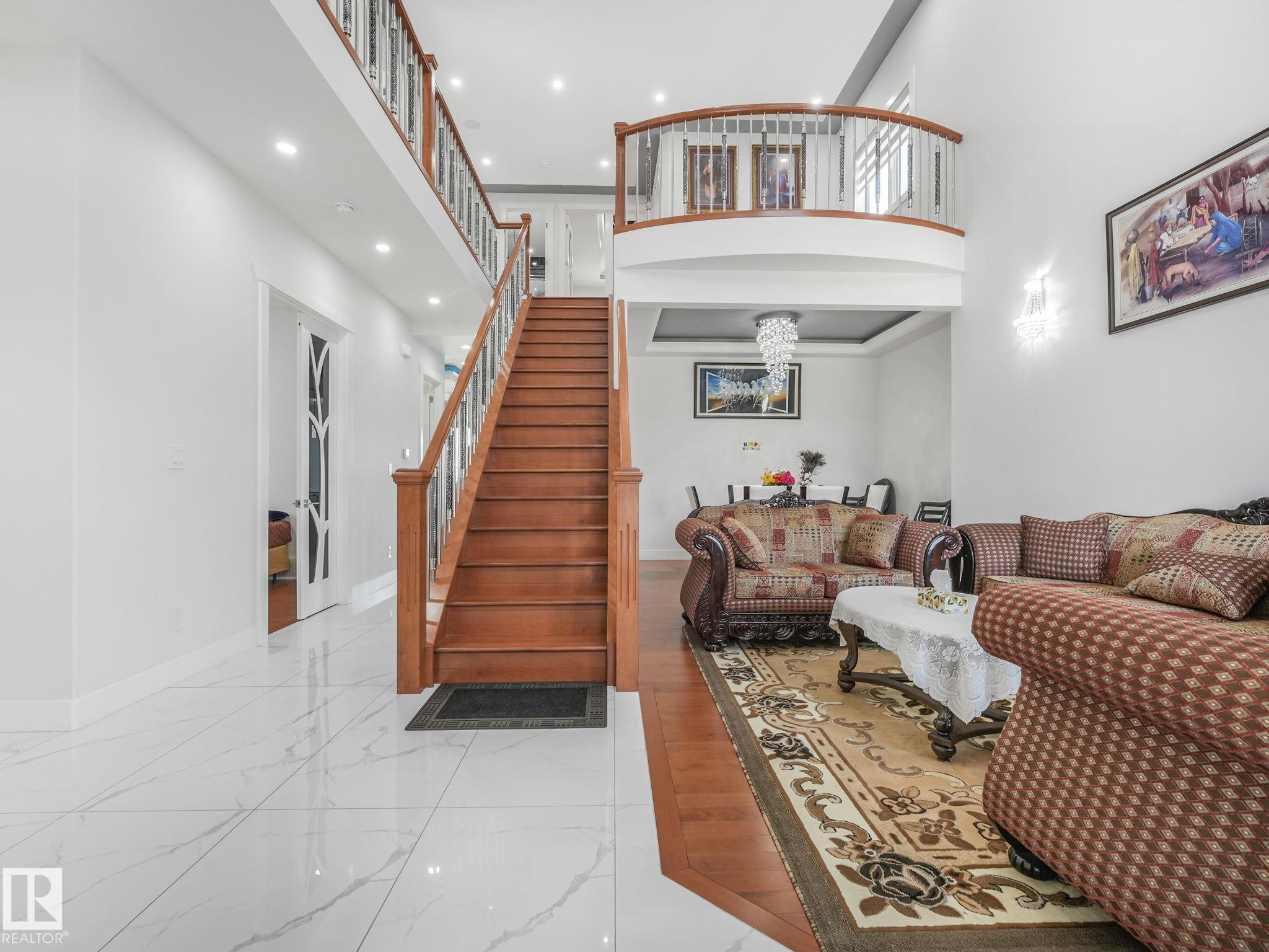 Picture for 120 38 ST SW