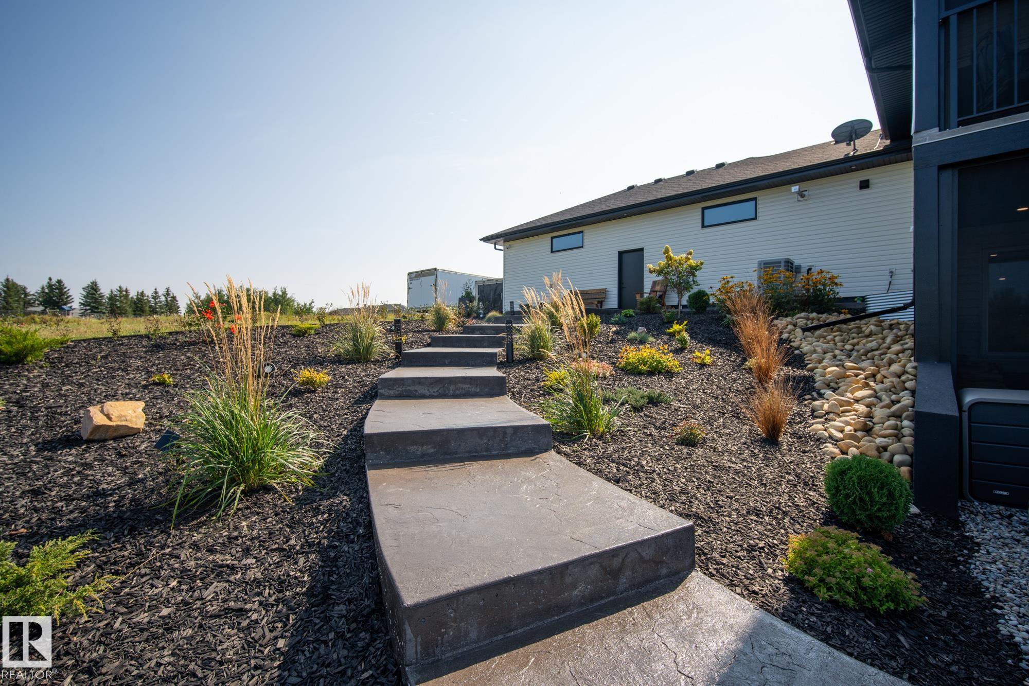 Photo 16 at 265 - 20212 Twp Road 510, Lakewood Acres, Rural Strathcona County