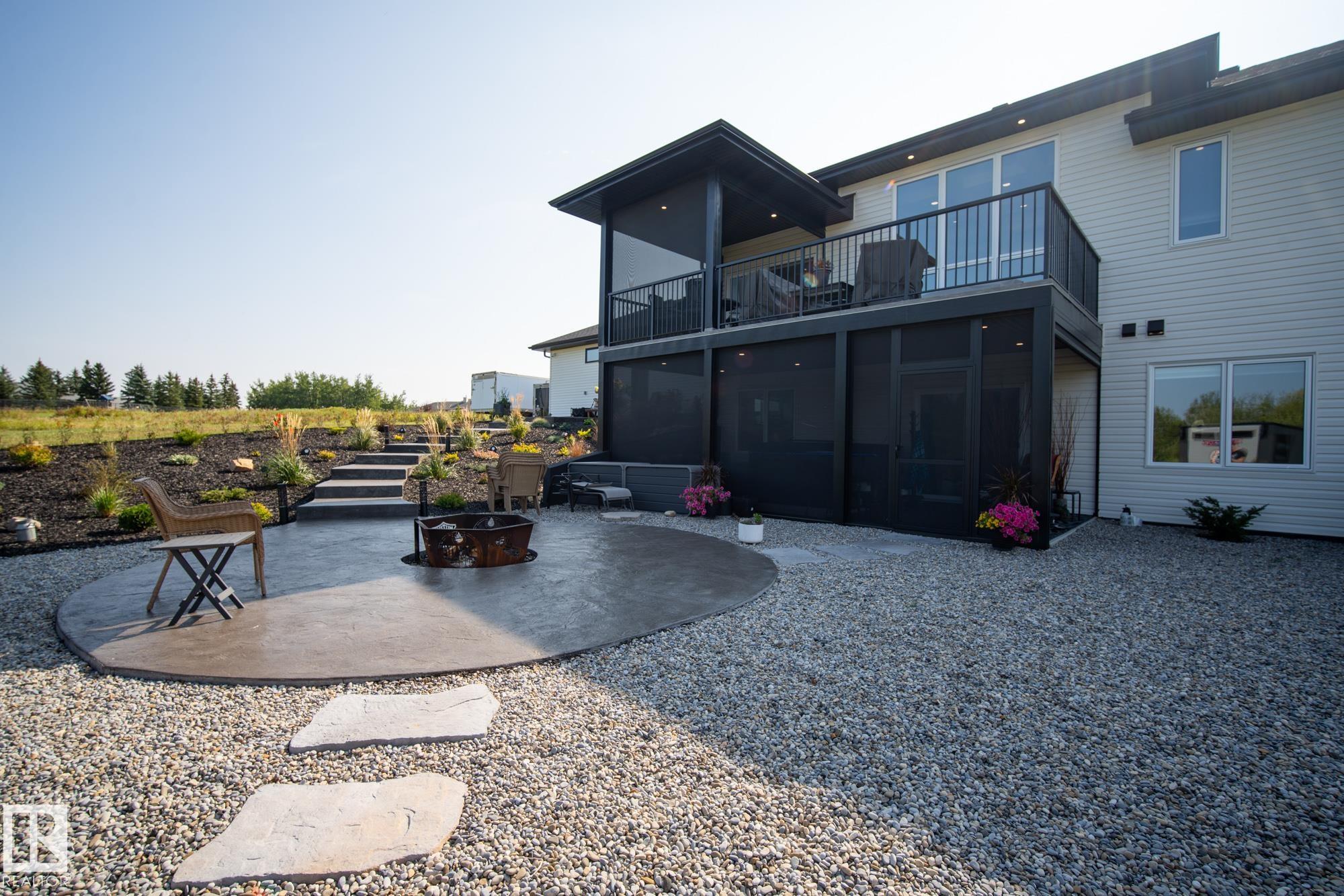 Photo 10 at 265 - 20212 Twp Road 510, Lakewood Acres, Rural Strathcona County