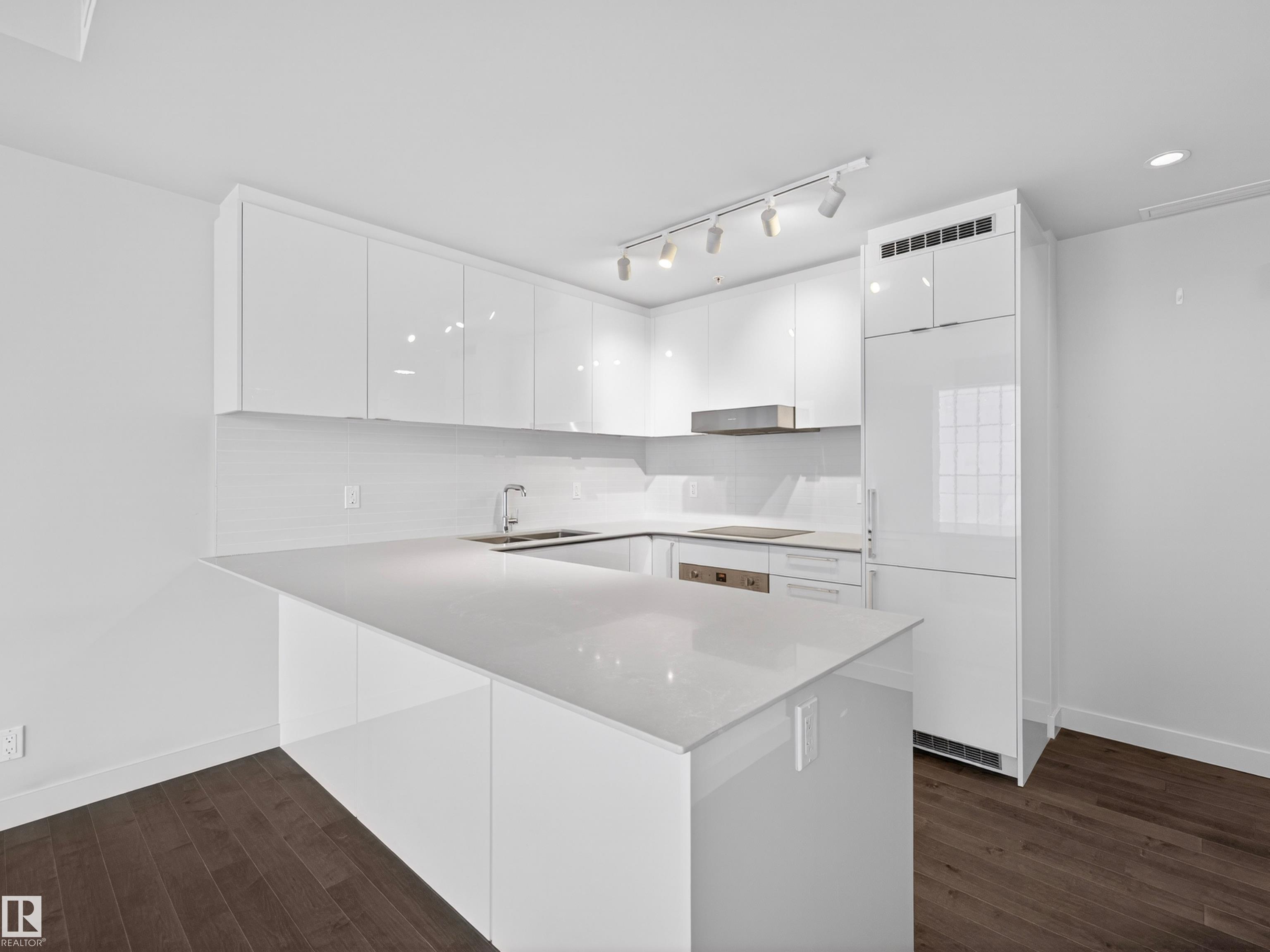 Picture for #2509 10360 102 ST NW