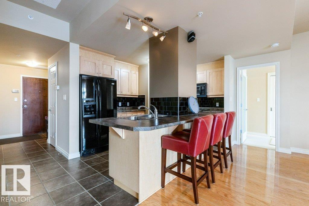 Photo 9 at 308 - 9020 Jasper Avenue NW, Boyle Street, Edmonton