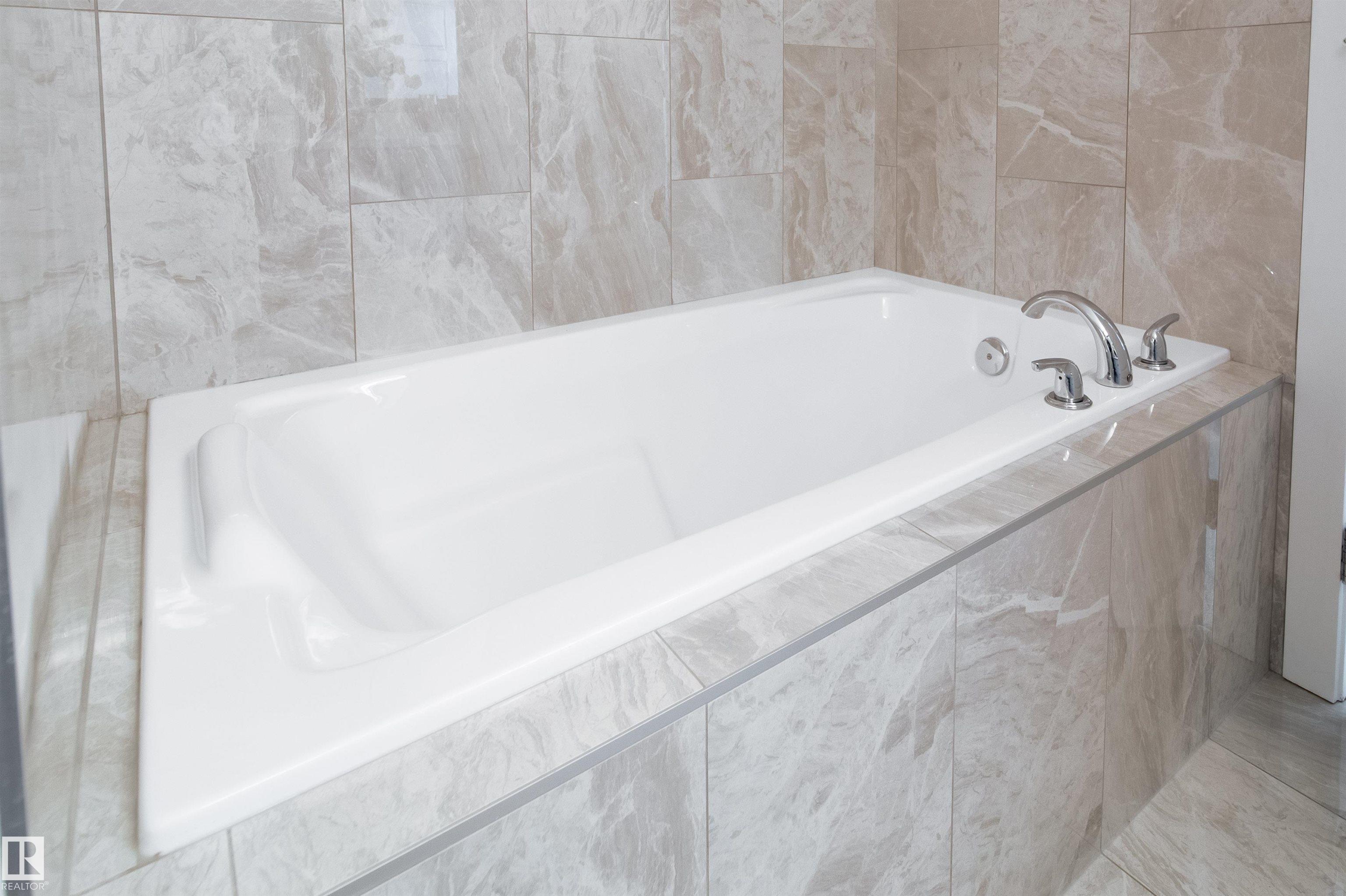 Photo 42 at 8040 Kiriak Link SW, Keswick, Edmonton