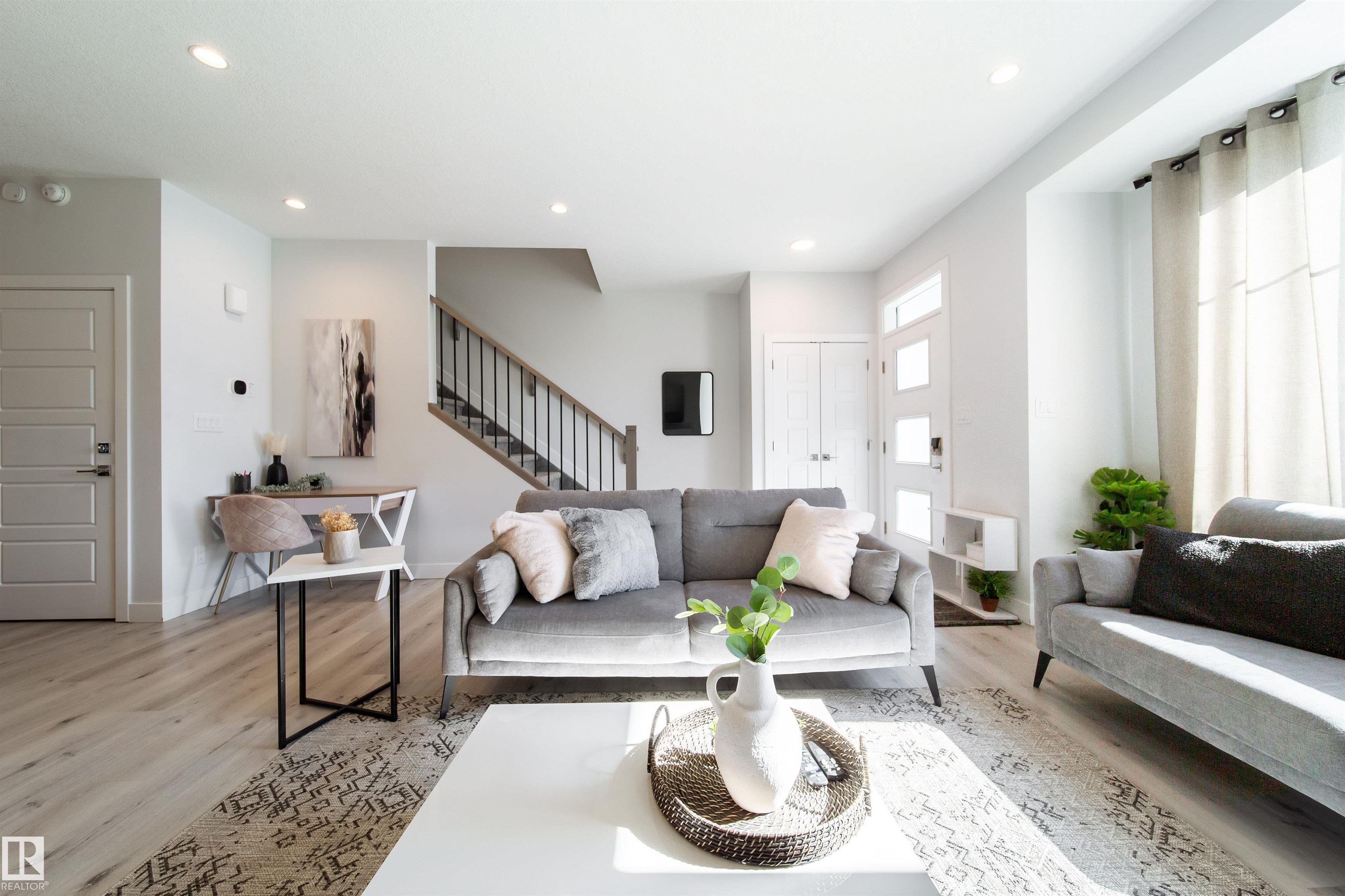 Photo 10 at 8040 Kiriak Link SW, Keswick, Edmonton