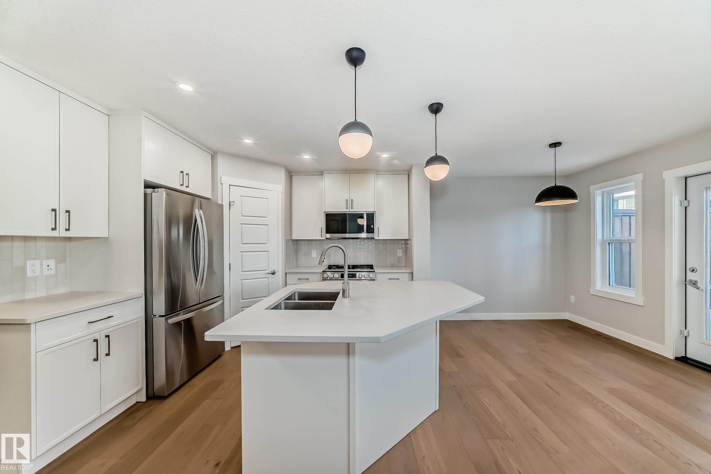 Picture for 17328 6 AV SW