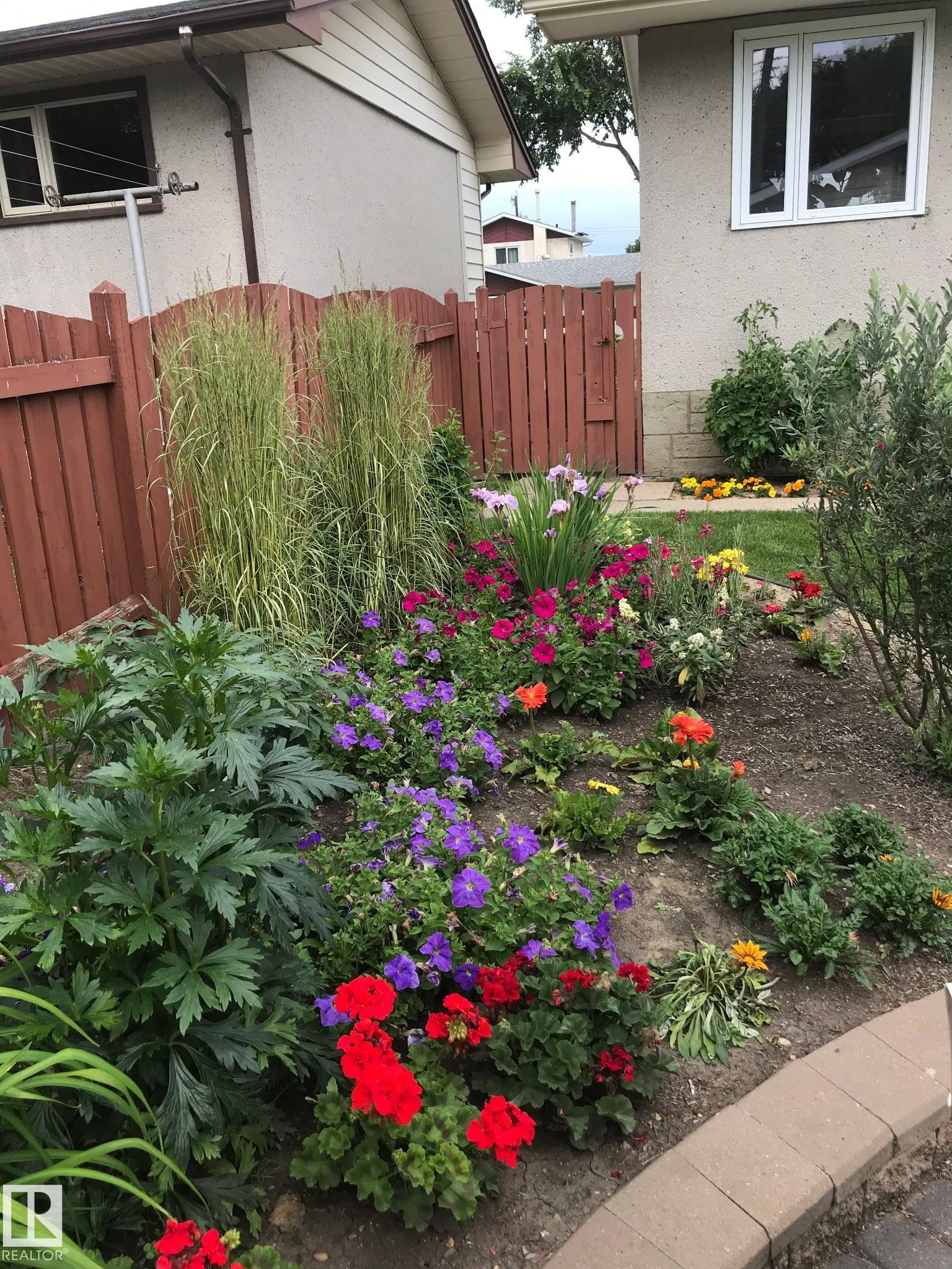 Photo 22 at 3629 117 Avenue NW, Beverly Heights, Edmonton