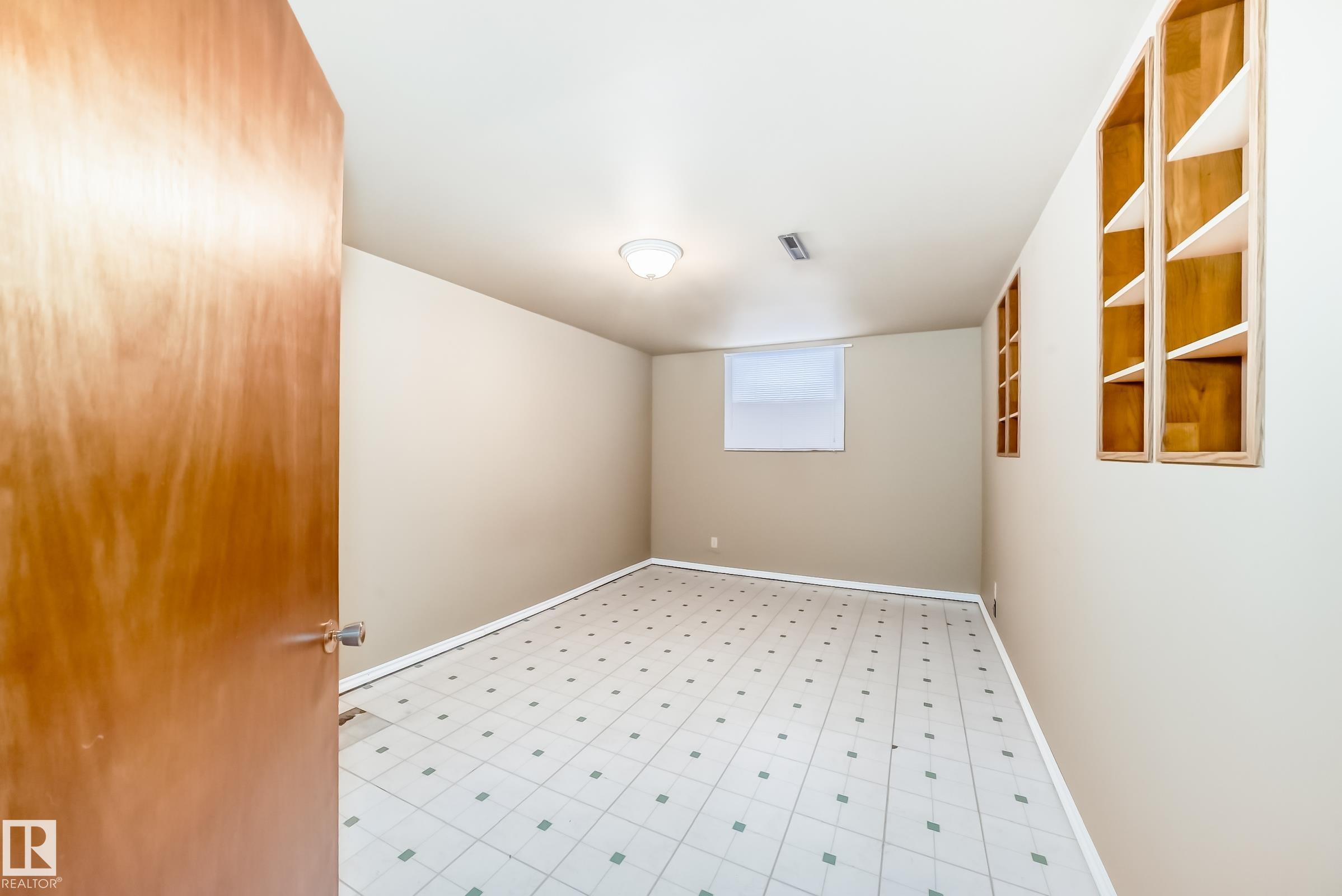 Photo 25 at 3629 117 Avenue NW, Beverly Heights, Edmonton