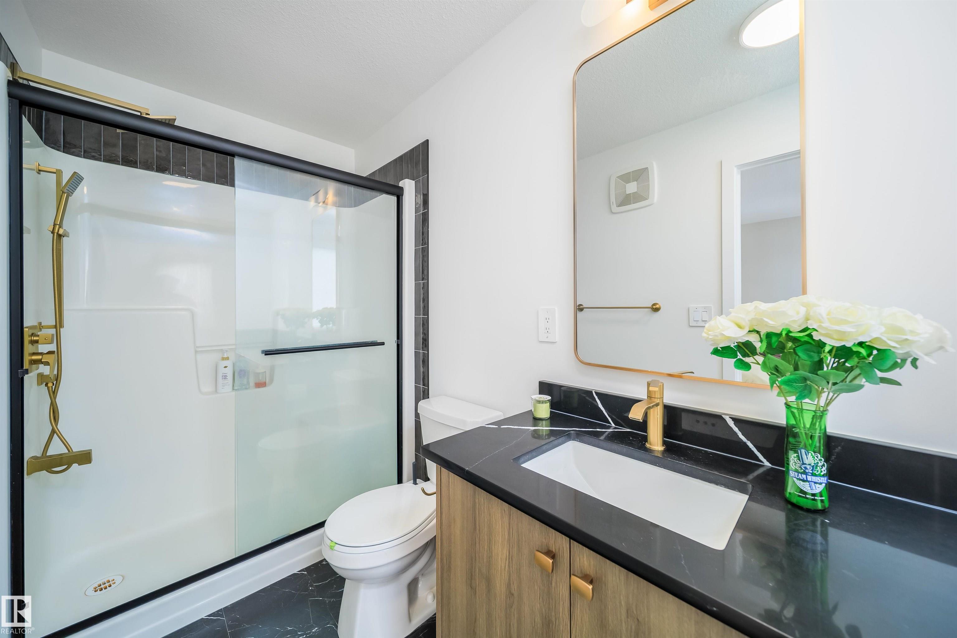 Photo 51 at 15 Chambery Crescent, Chérot, St. Albert