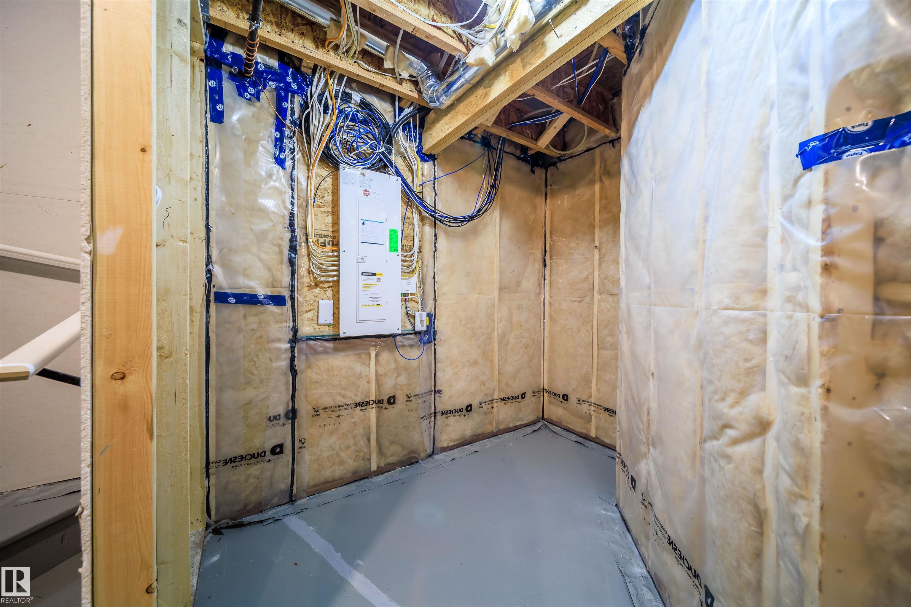 Photo 62 at 15 Chambery Crescent, Chérot, St. Albert