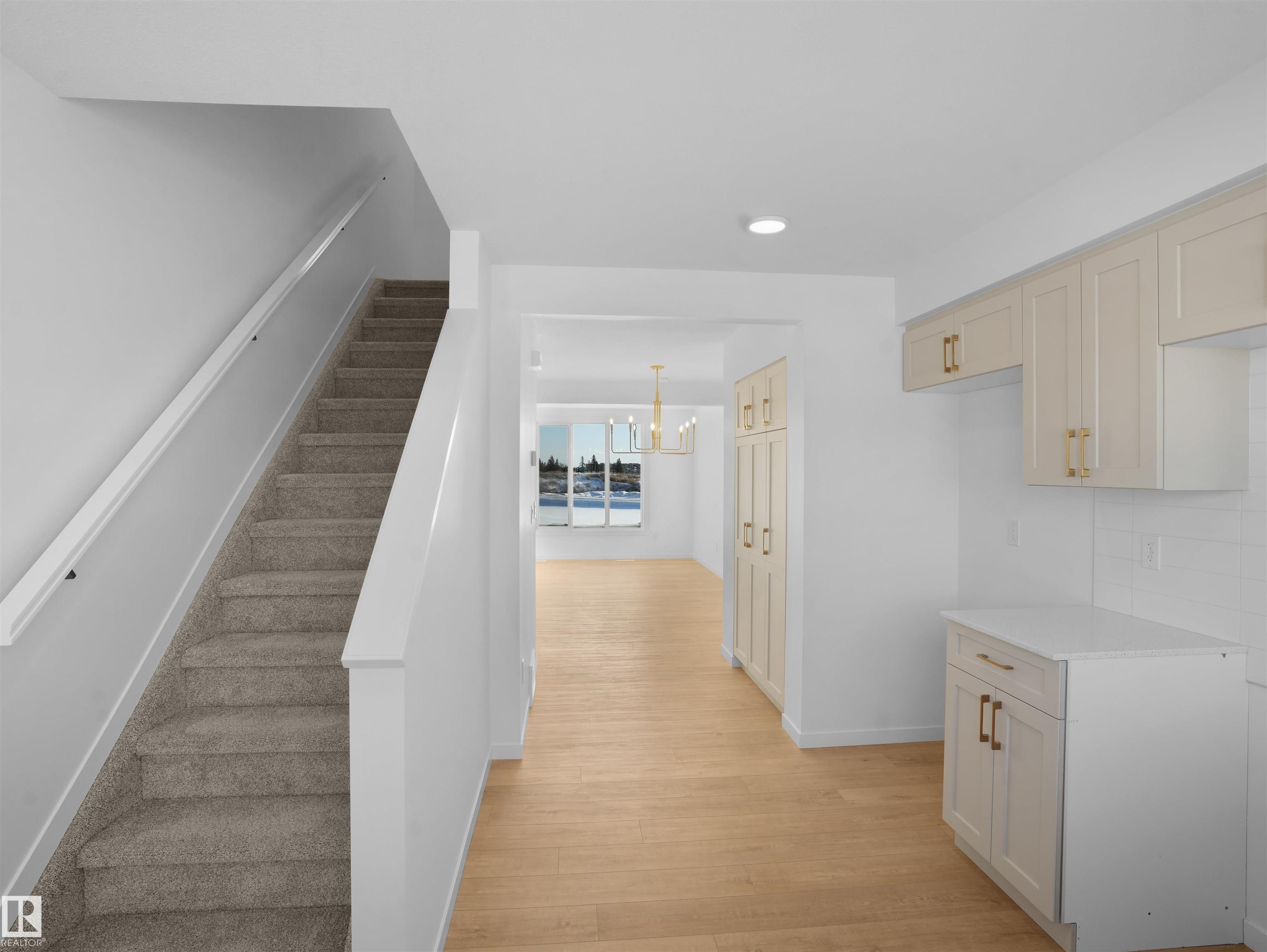 Photo 12 at 530 Uplands Drive NW, The Uplands, Edmonton