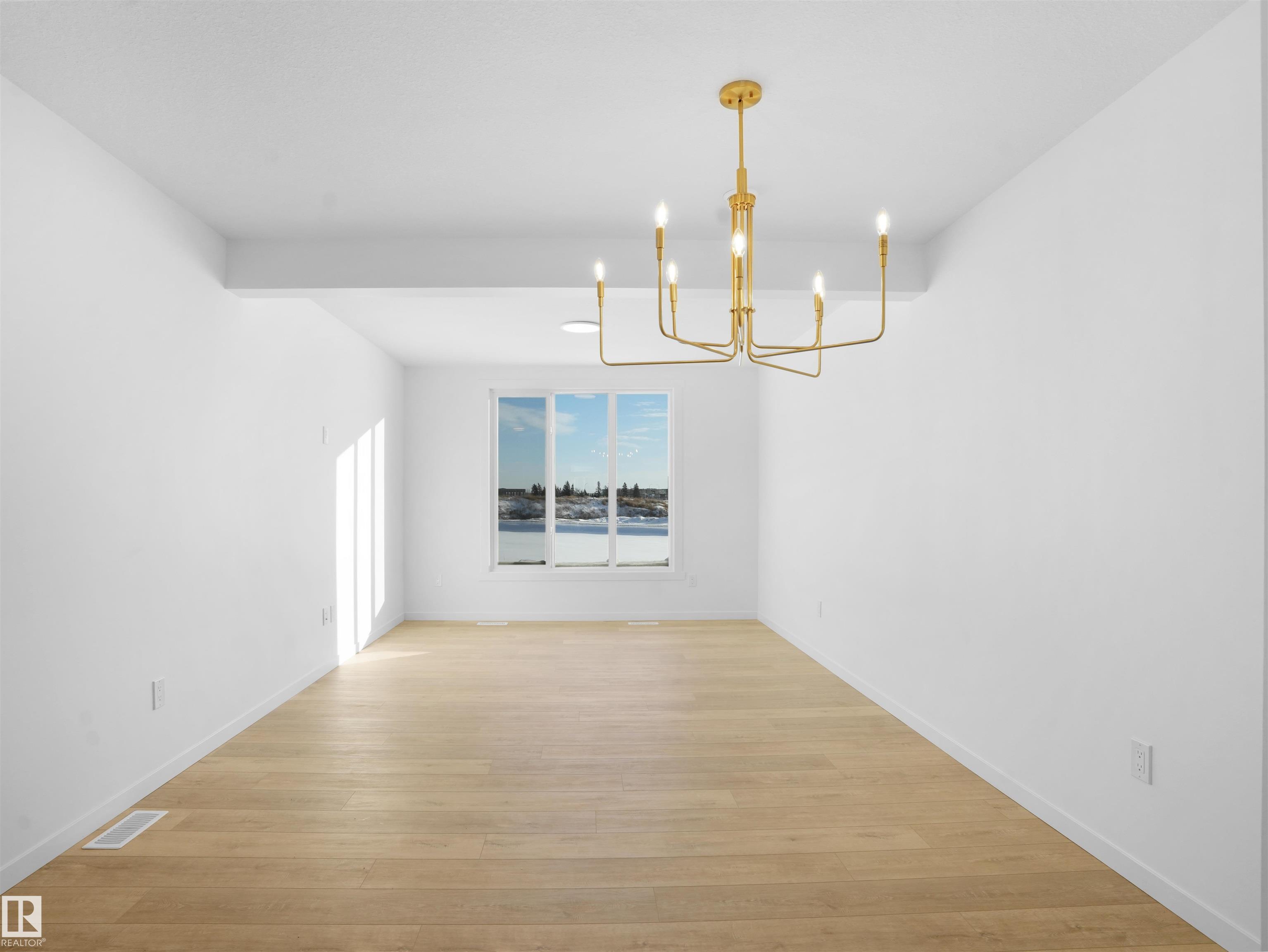 Picture for 530 Uplands DR NW