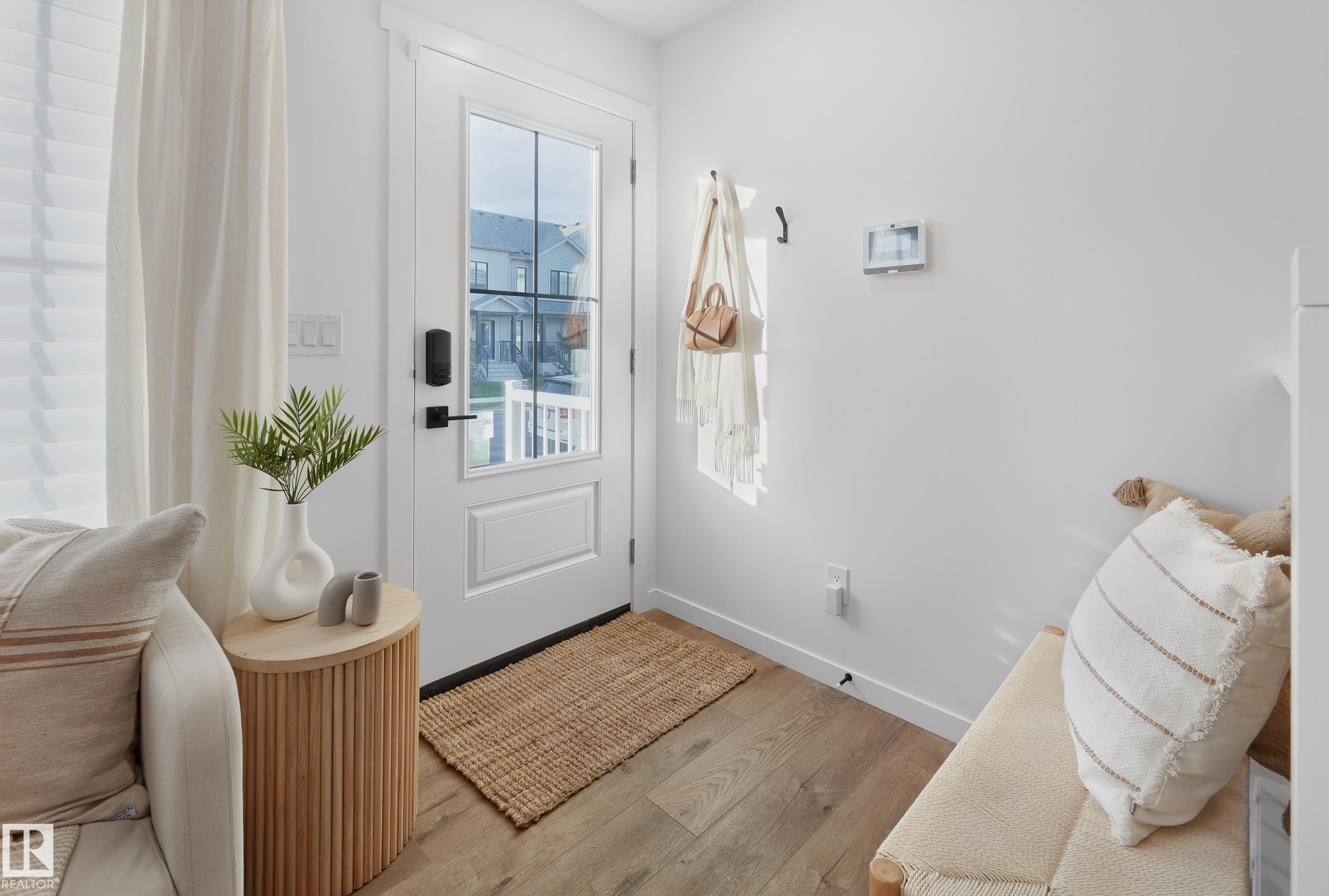 Picture for 654 Uplands DR NW