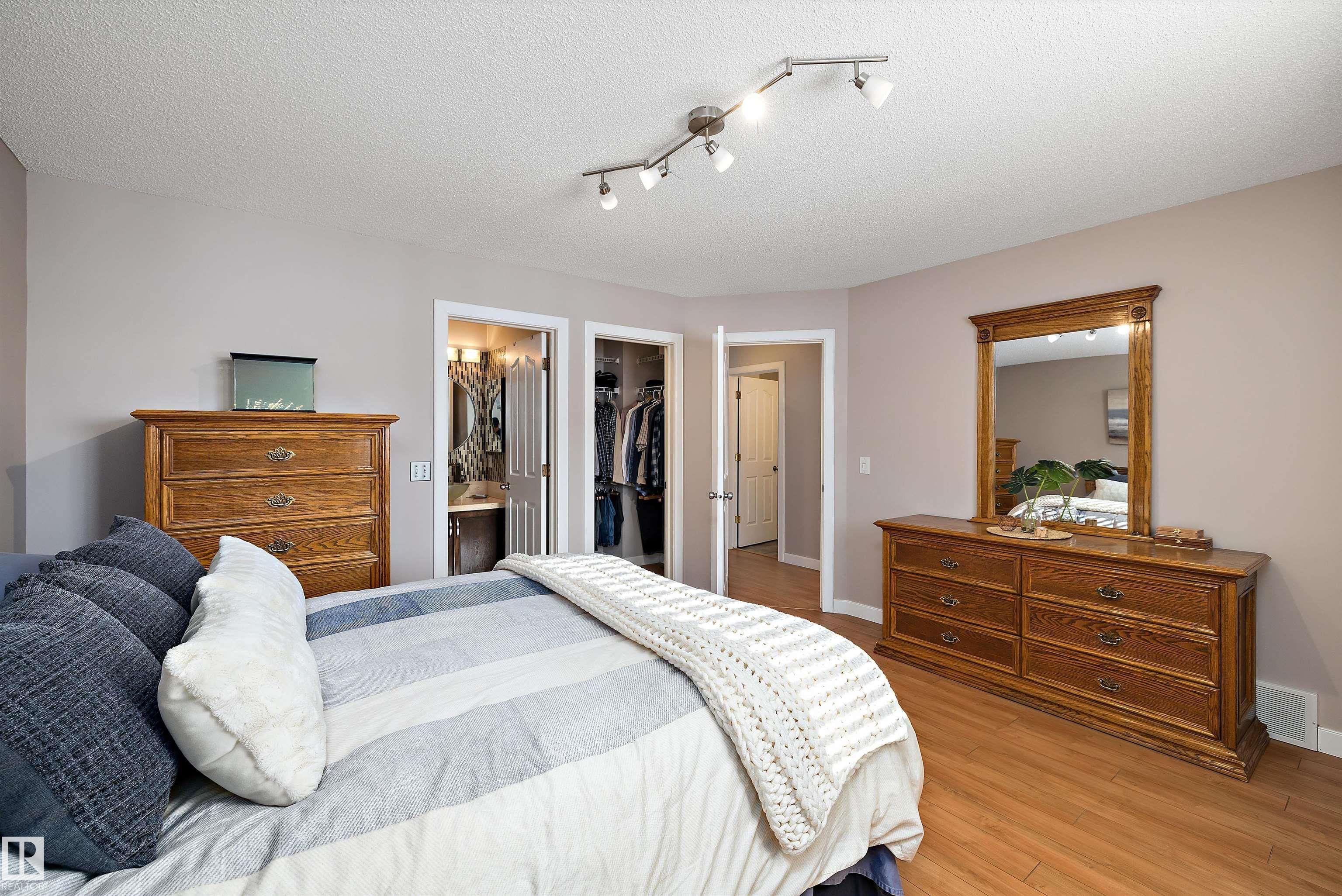 Photo 31 at 23 Lindsay Avenue, Lakewood, Spruce Grove