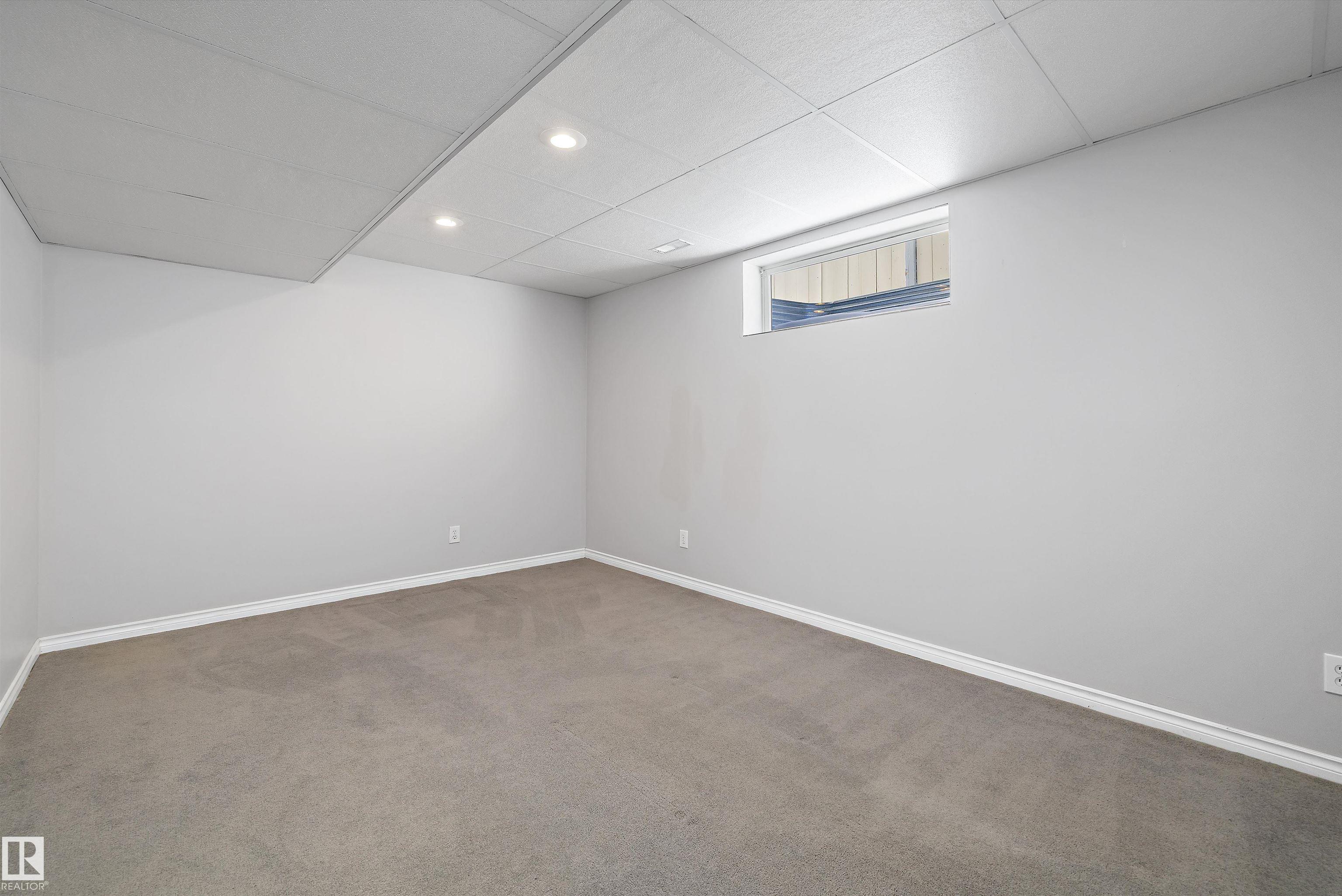 Photo 39 at 23 Lindsay Avenue, Lakewood, Spruce Grove