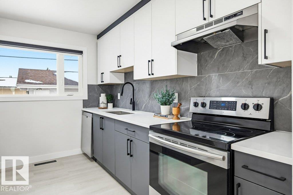 Picture for 16206 83 AV NW