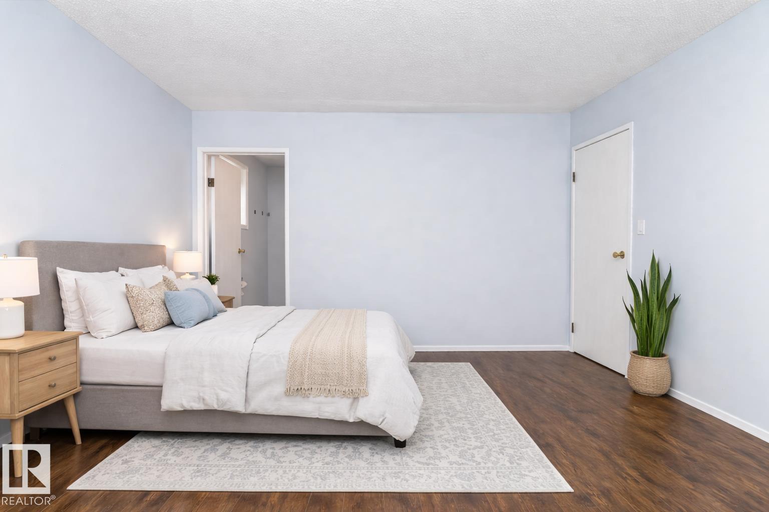 Photo 16 at 1511 104 Street NW, Bearspaw, Edmonton