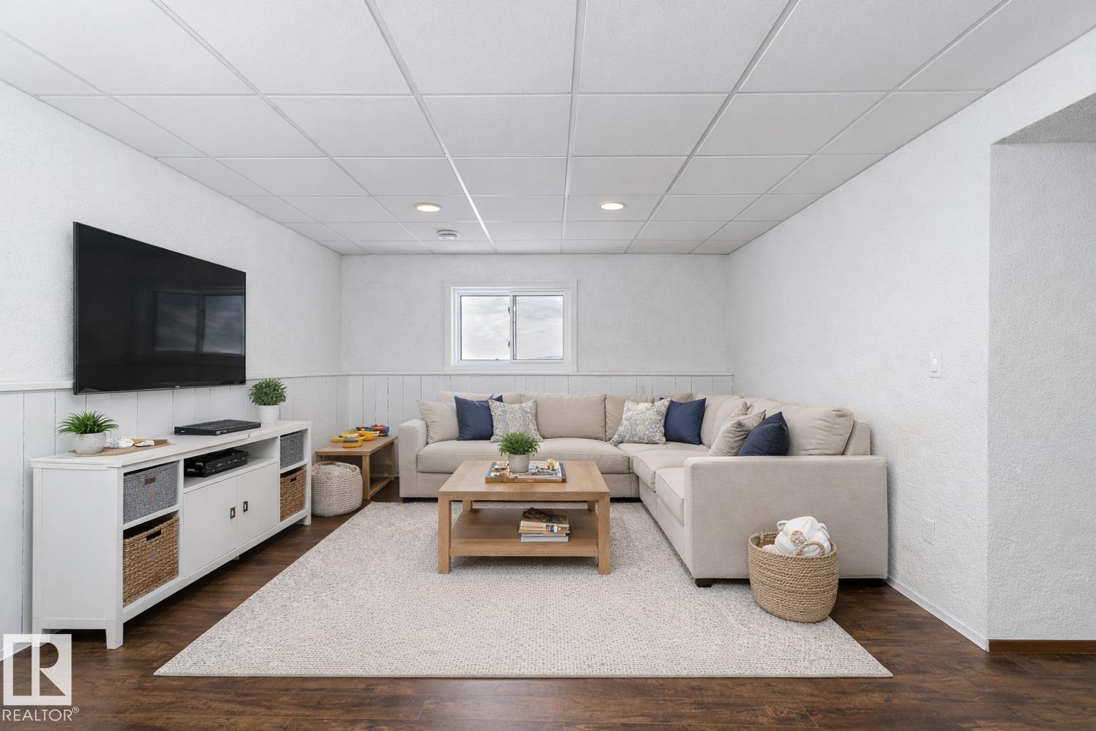 Photo 23 at 1511 104 Street NW, Bearspaw, Edmonton