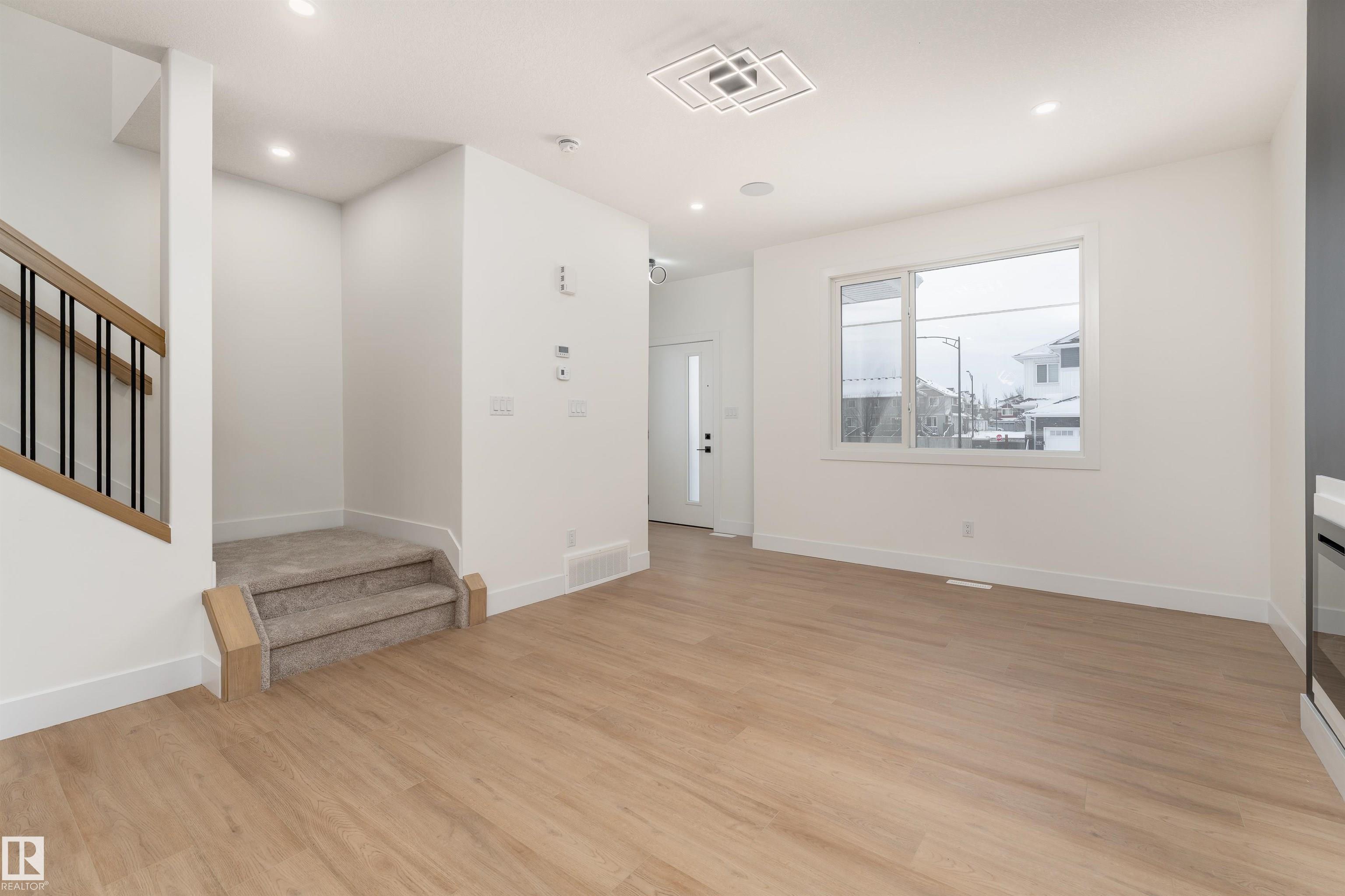 Photo 13 at 3103 Magpie Way NW, Starling, Edmonton