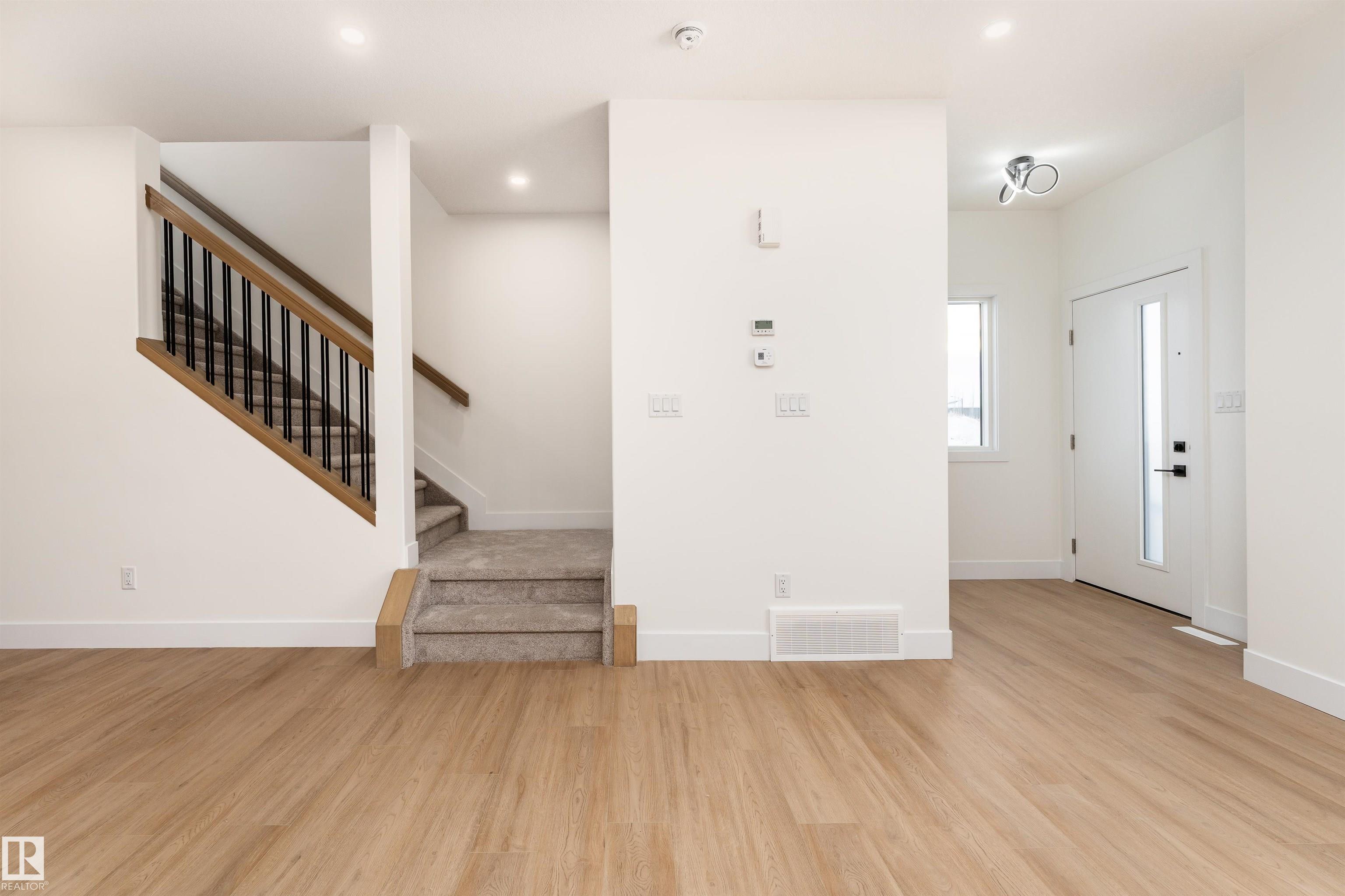 Photo 14 at 3103 Magpie Way NW, Starling, Edmonton