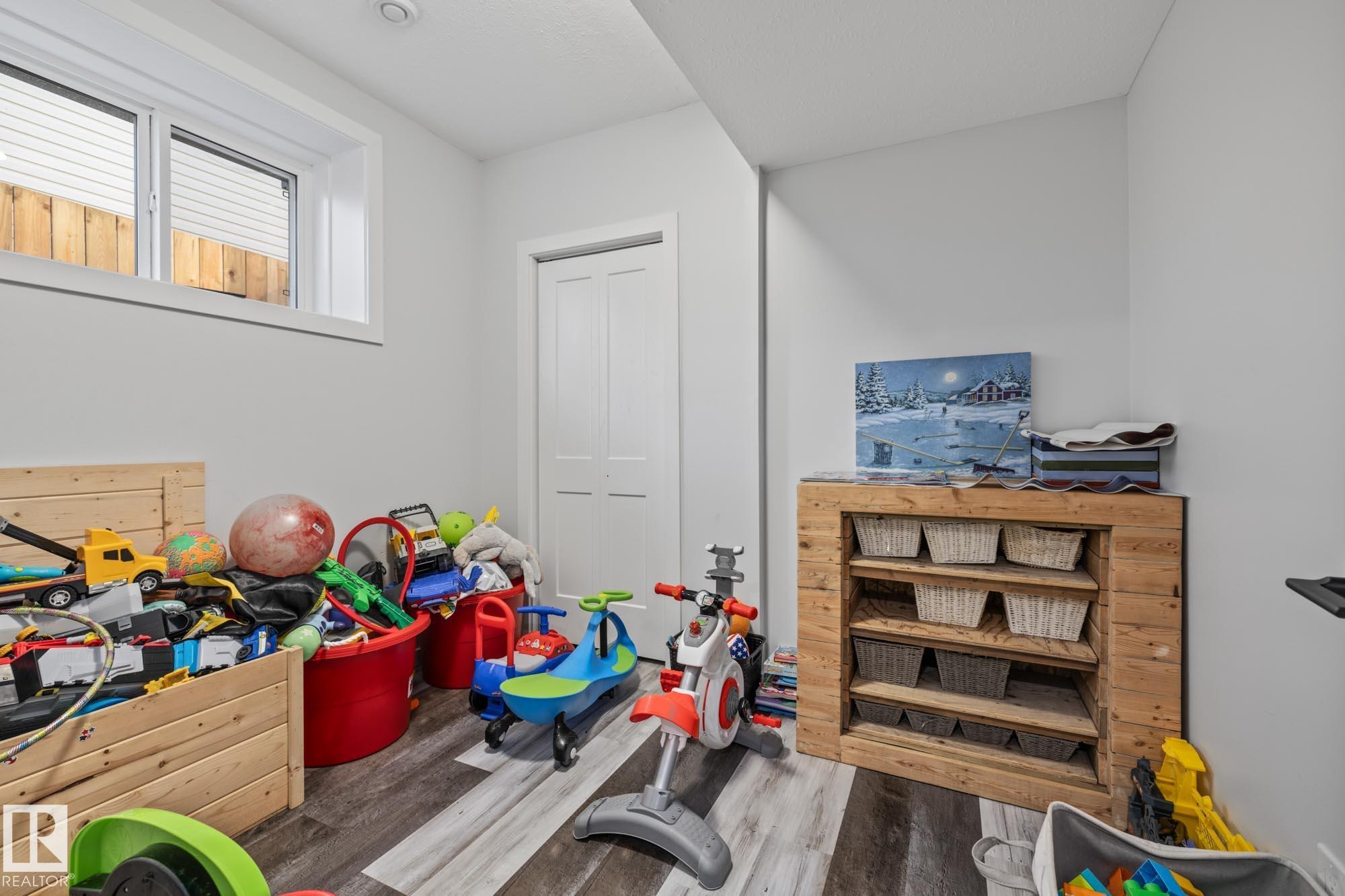 Photo 34 at 9606 83 Avenue, Morinville