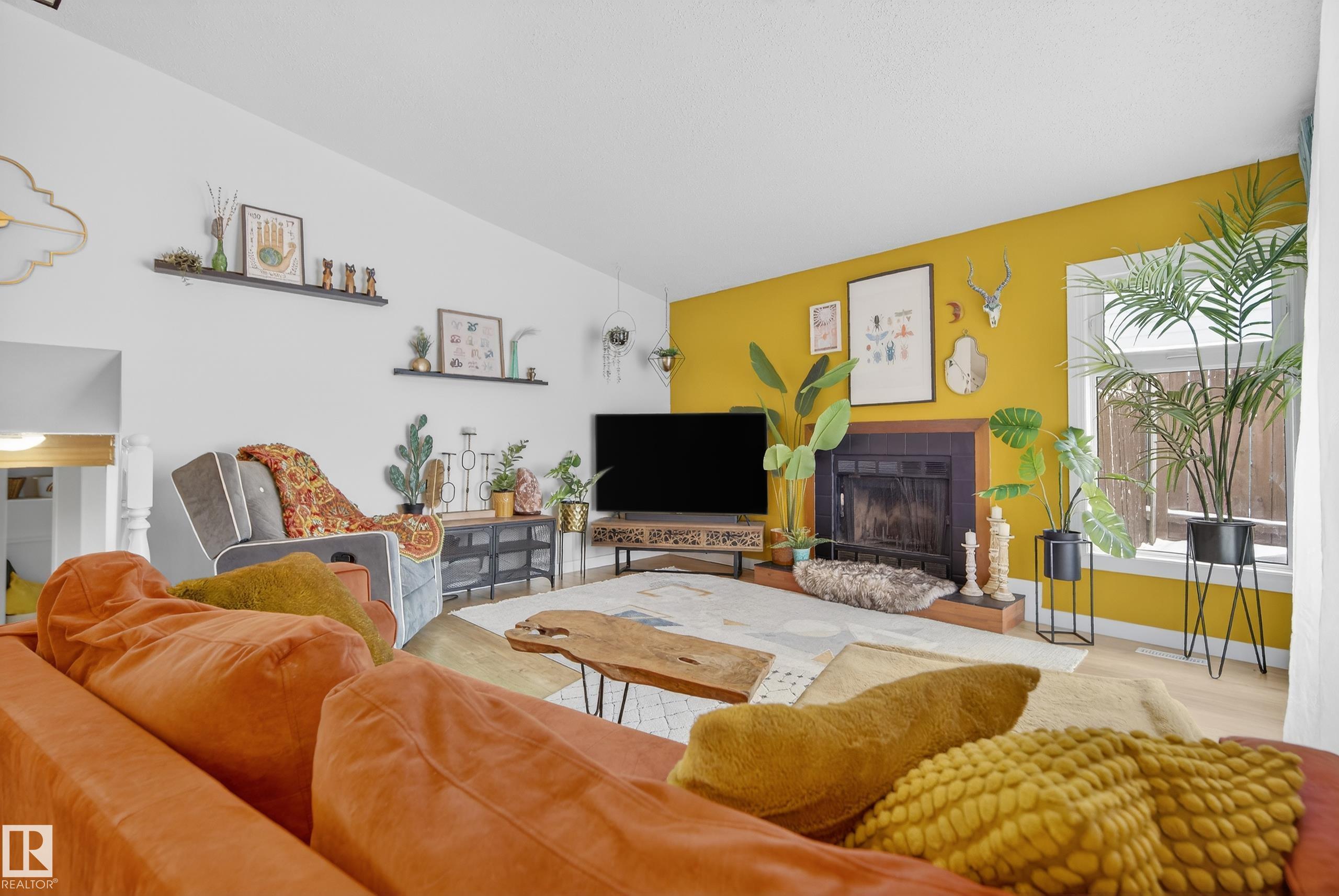 Picture for 1151 35A ST NW