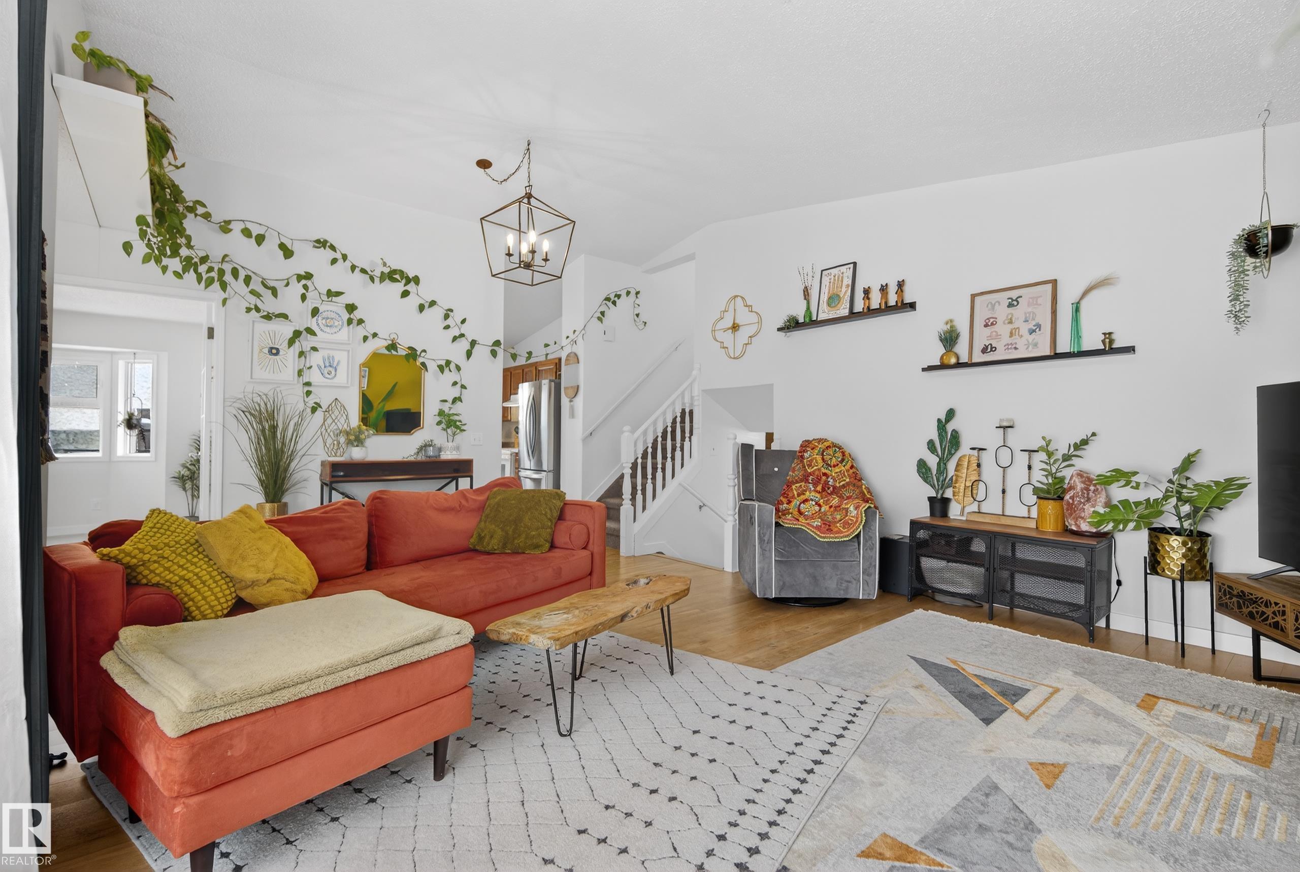 Picture for 1151 35A ST NW